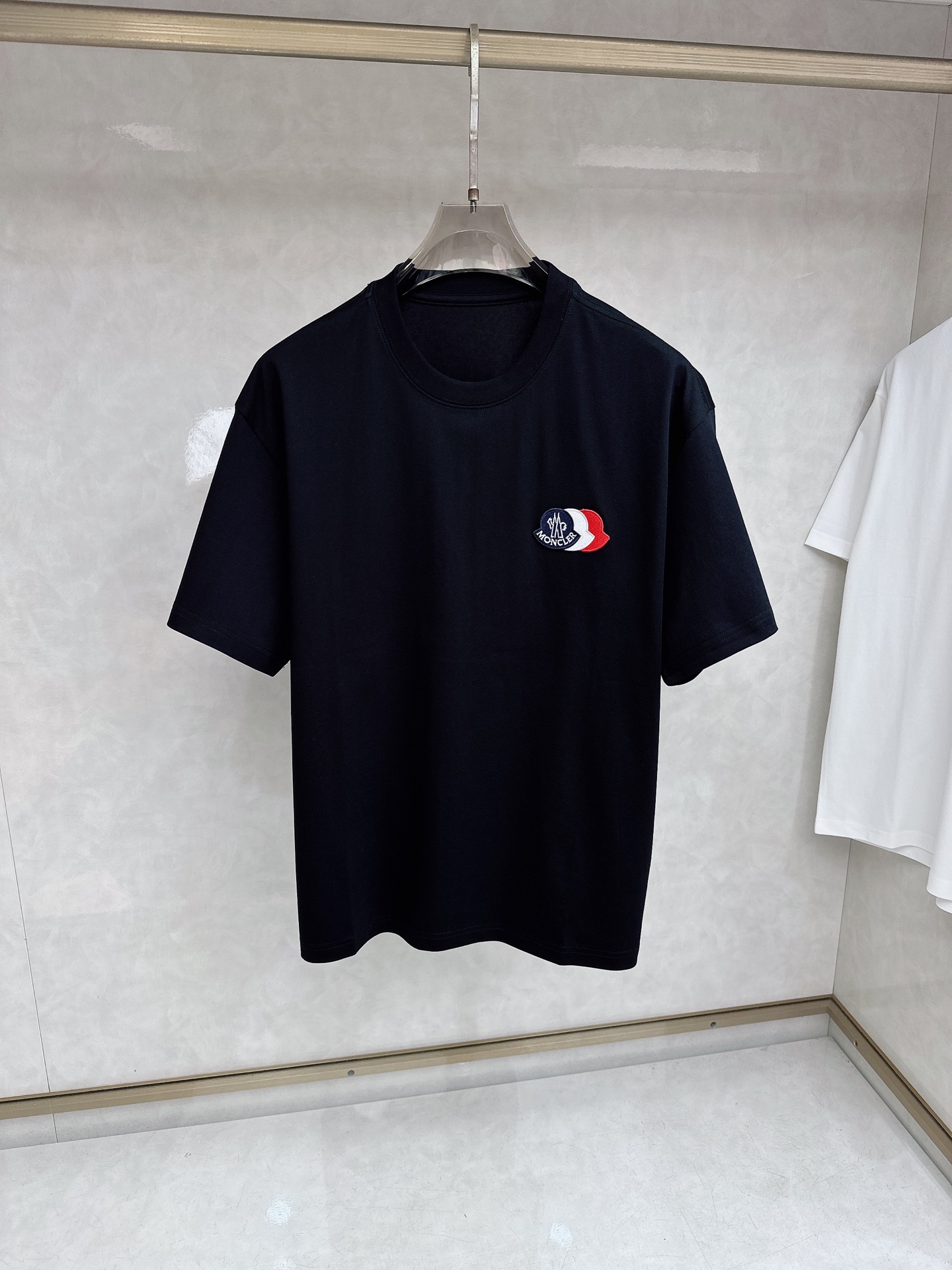 蒙口🔥🔥Ss春夏最新款数码短袖T恤，定制丝光棉面料，手感柔软，穿着舒适，做工精细.上身效果无敌帅气，码数