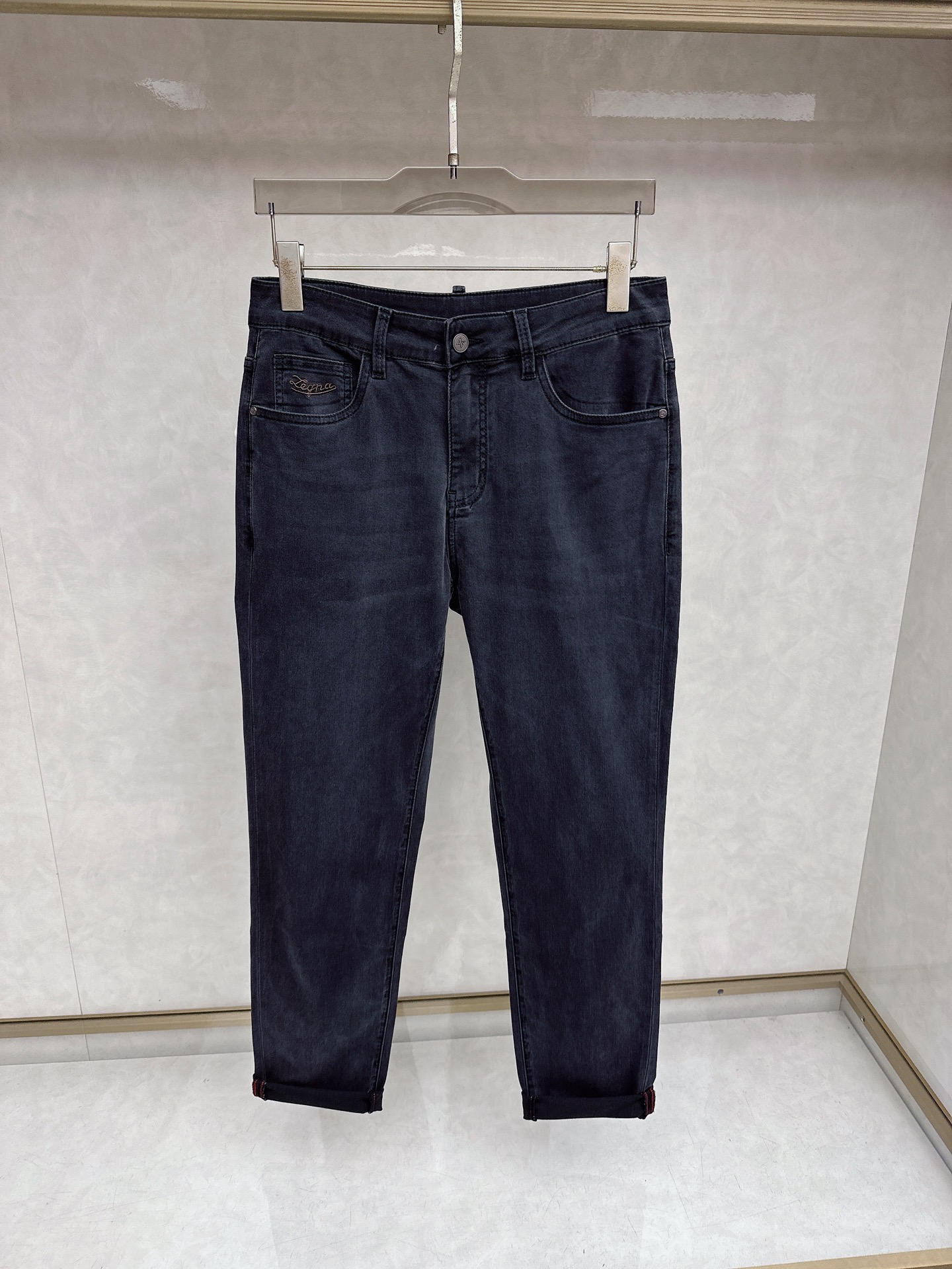 杰尼亚 2026春夏🔥🔥新款现货上市，原单爆款牛仔裤👖超级定制款，原版五金，超级重工工艺，版型超赞👍细节