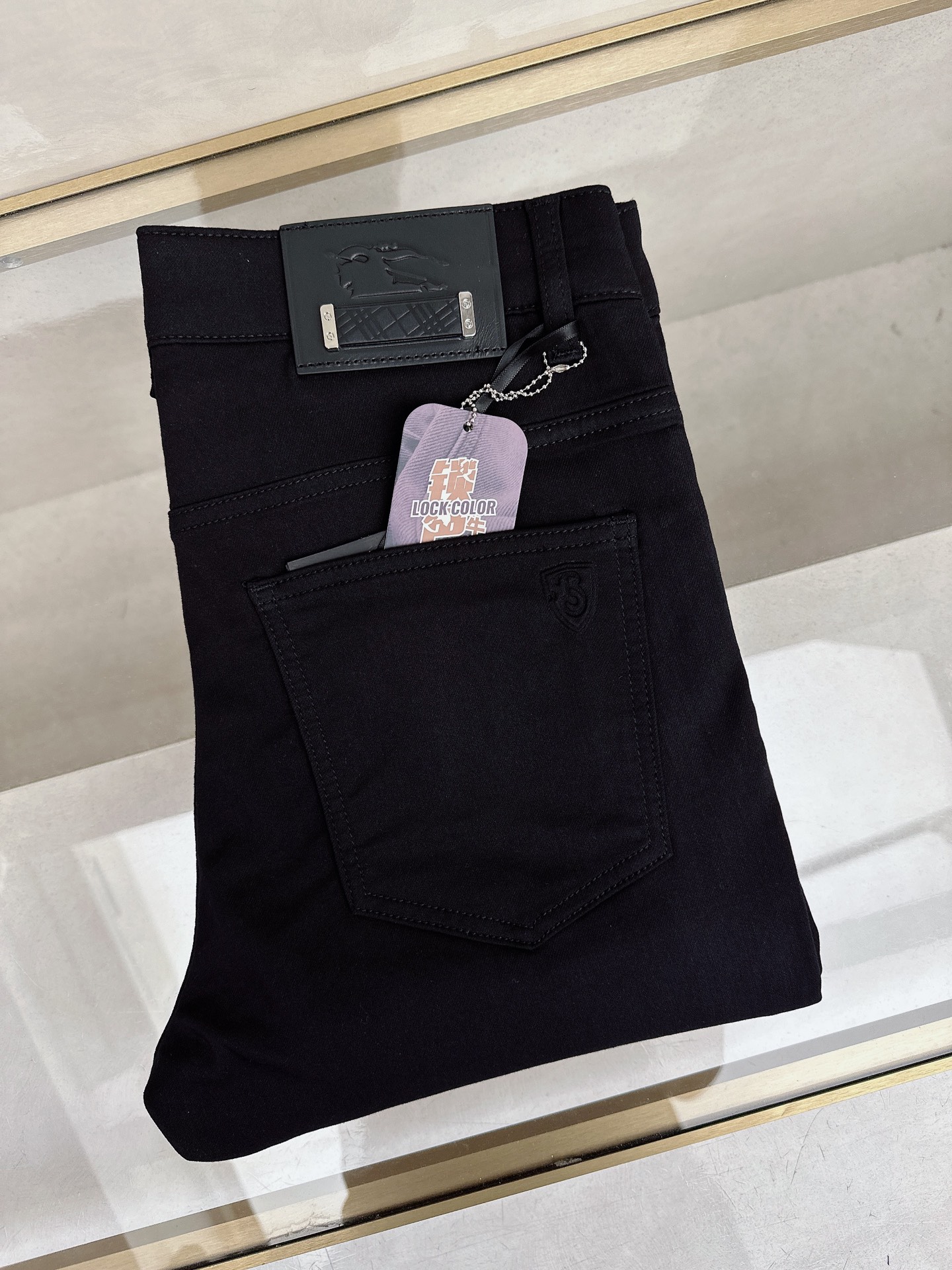 巴宝莉 2026春夏🔥🔥新款现货上市，原单爆款牛仔裤👖超级定制款，原版五金，超级重工工艺，版型超赞👍细节