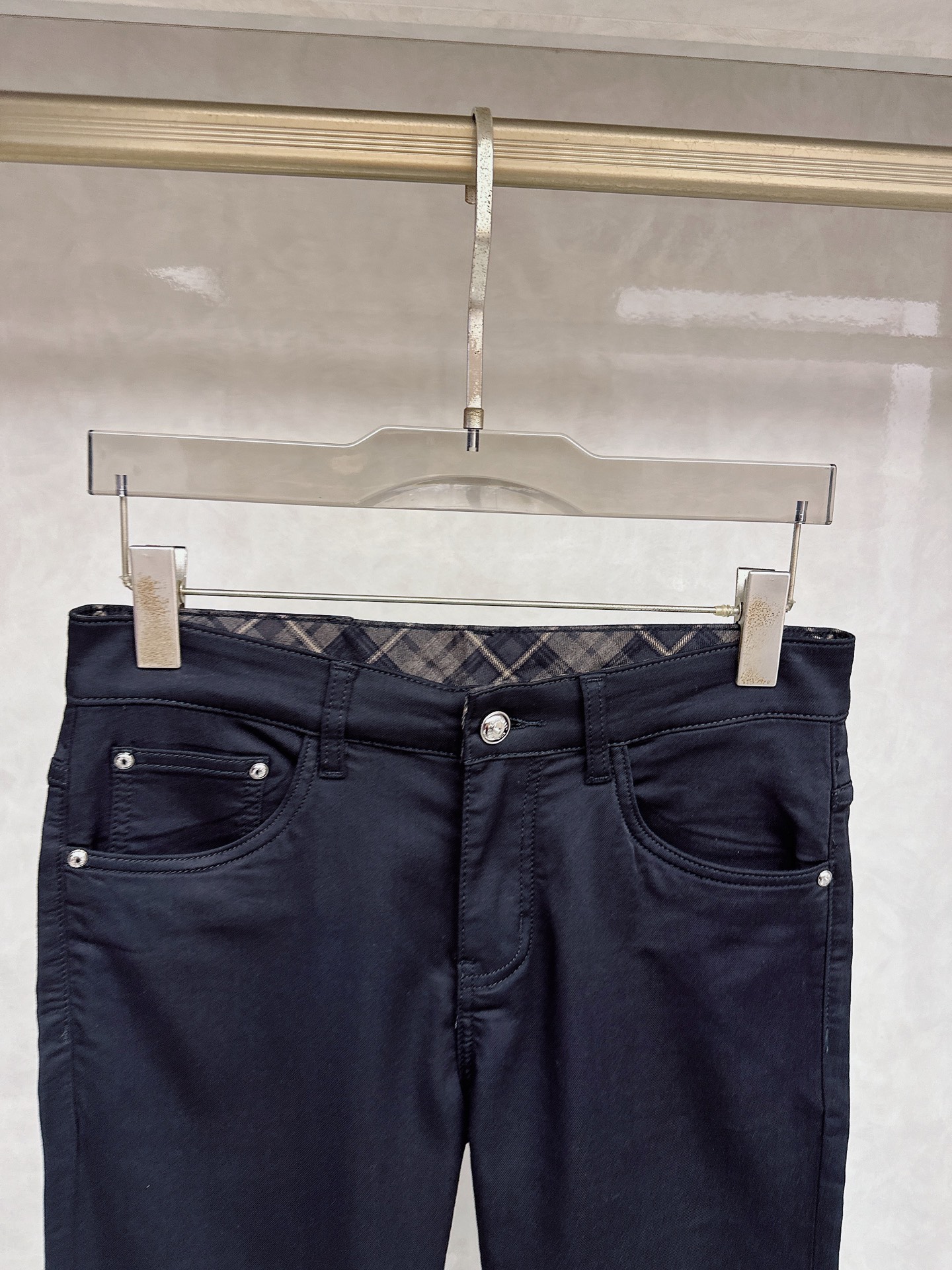 巴宝莉 2026春夏🔥🔥新款现货上市，原单爆款牛仔裤👖超级定制款，原版五金，超级重工工艺，版型超赞👍细节