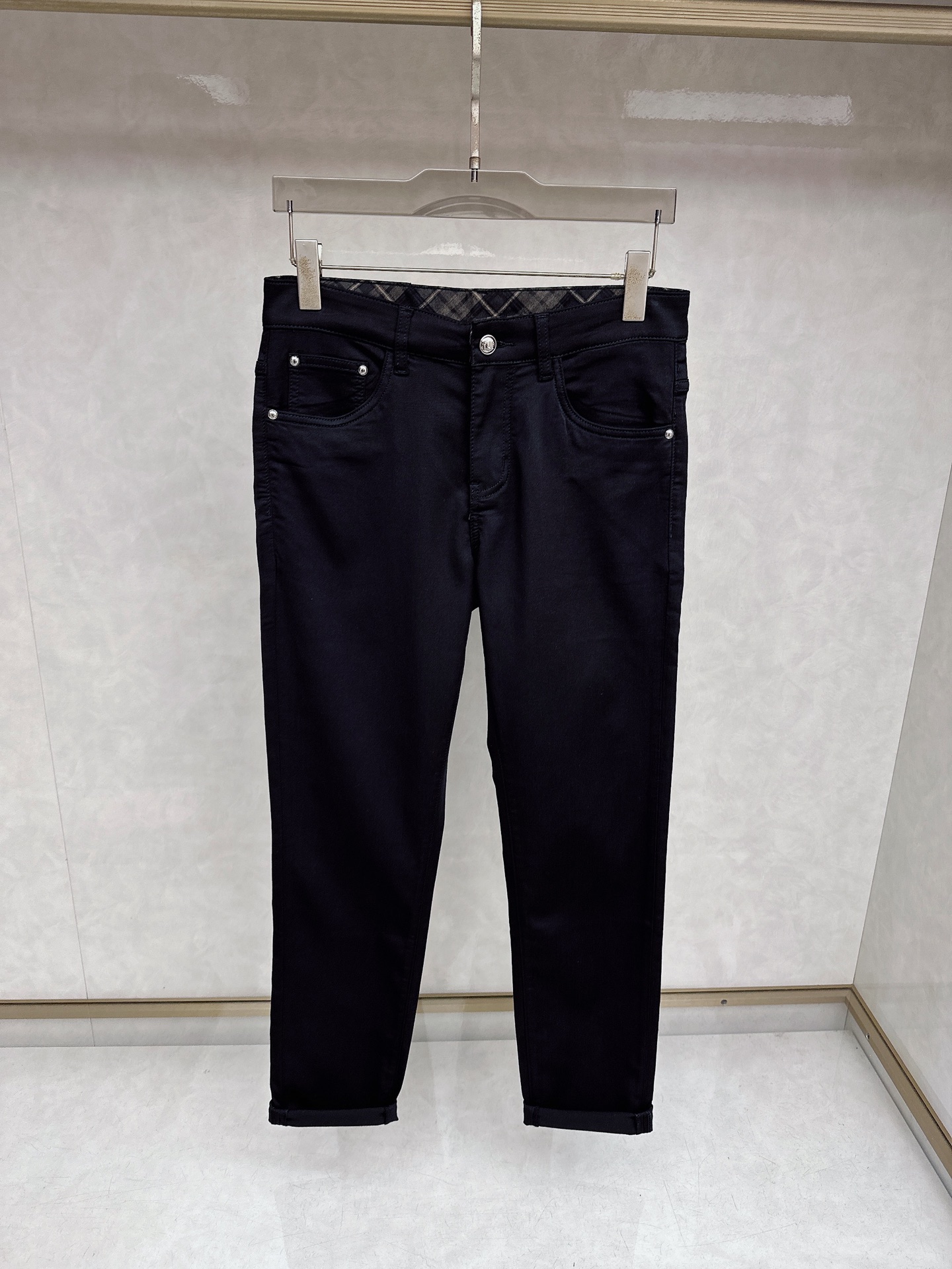 巴宝莉 2026春夏🔥🔥新款现货上市，原单爆款牛仔裤👖超级定制款，原版五金，超级重工工艺，版型超赞👍细节