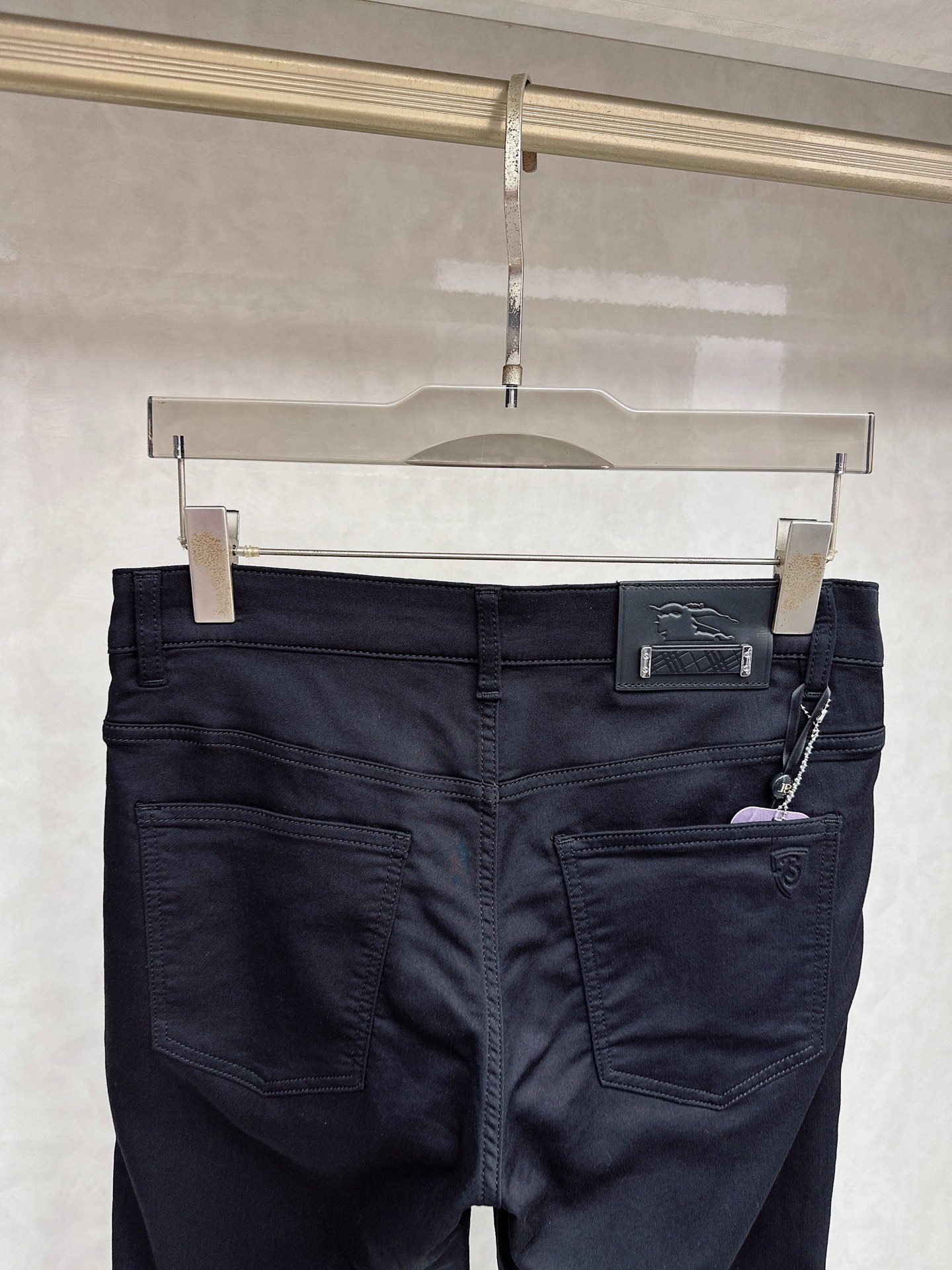 巴宝莉 2026春夏🔥🔥新款现货上市，原单爆款牛仔裤👖超级定制款，原版五金，超级重工工艺，版型超赞👍细节