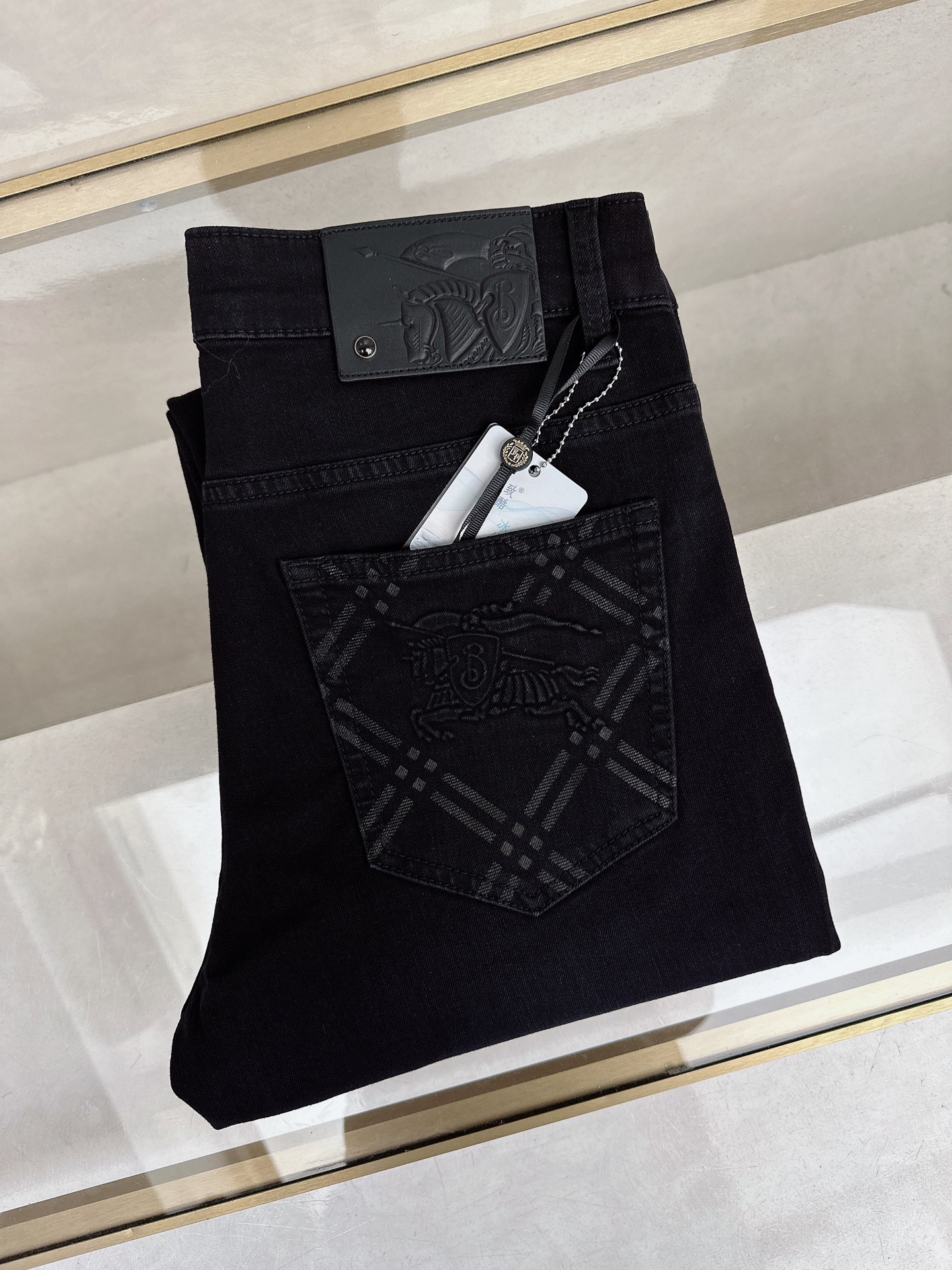 巴宝莉 2026春夏🔥🔥新款现货上市，原单爆款牛仔裤👖超级定制款，原版五金，超级重工工艺，版型超赞👍细节