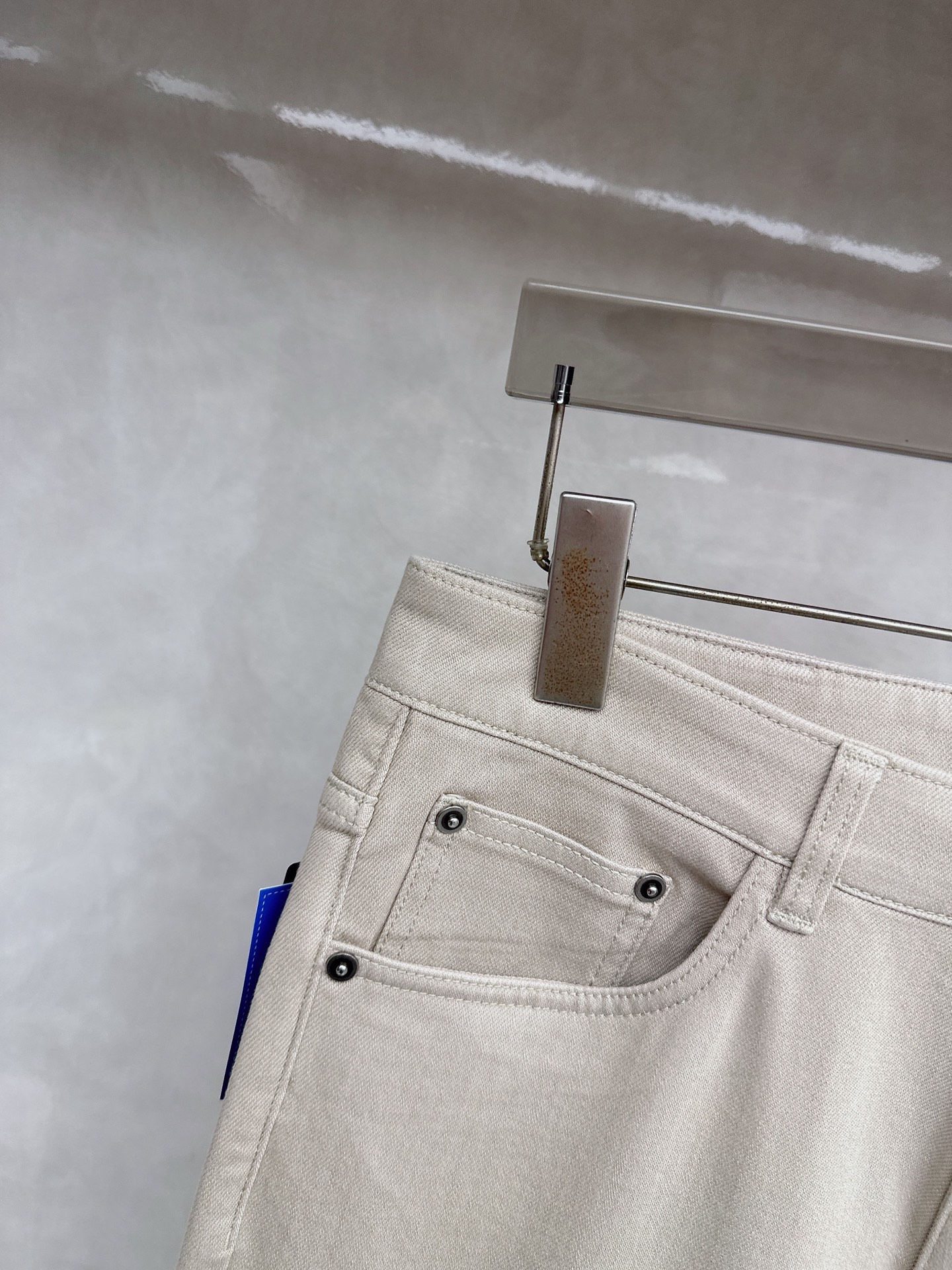 😊 2026春夏🔥🔥新款现货上市，原单爆款牛仔裤👖超级定制款，原版五金，超级重工工艺，版型超赞👍细节做工