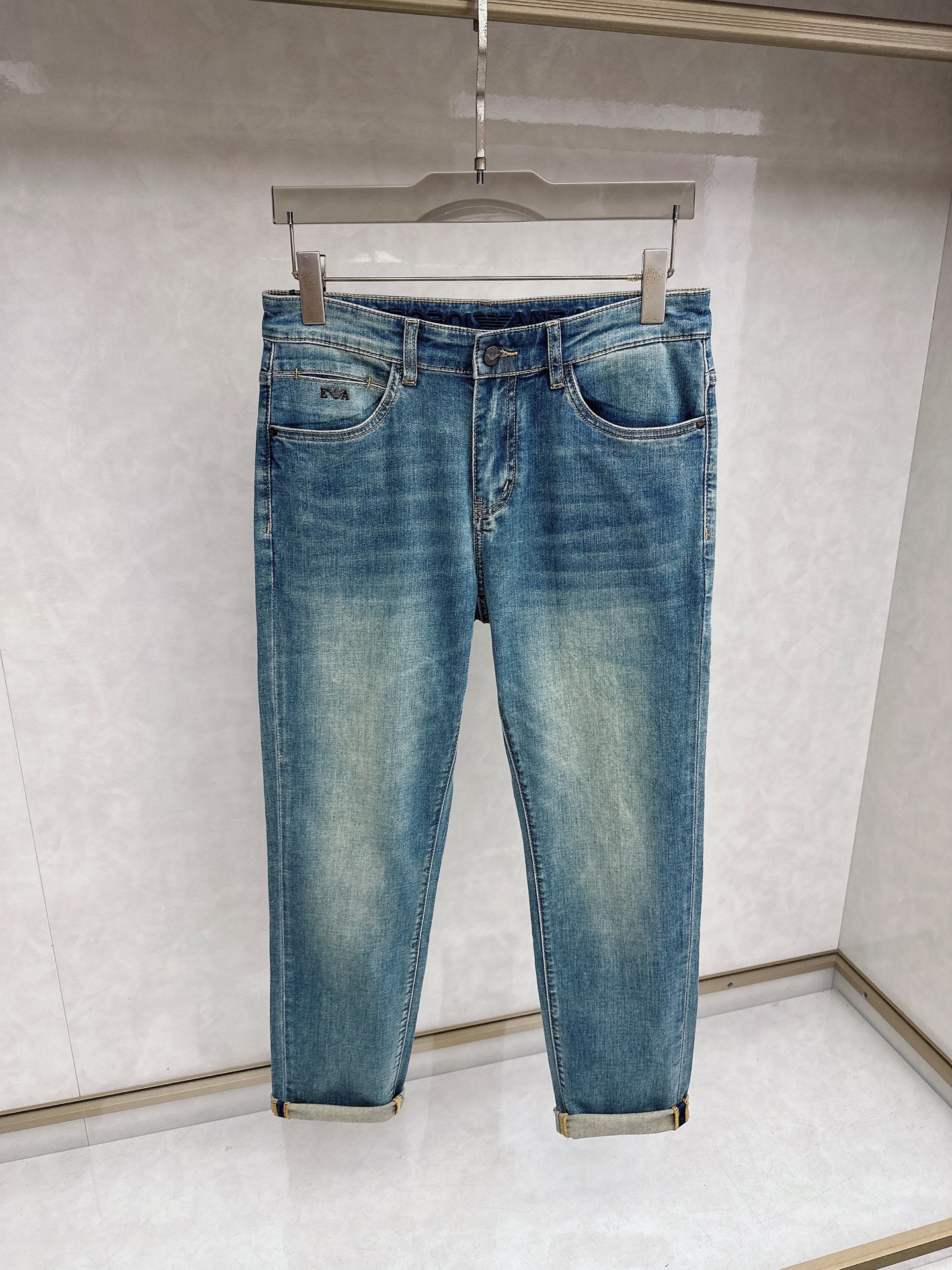 阿玛尼 2026春夏🔥🔥新款现货上市，原单爆款牛仔裤👖超级定制款，原版五金，超级重工工艺，版型超赞👍细节