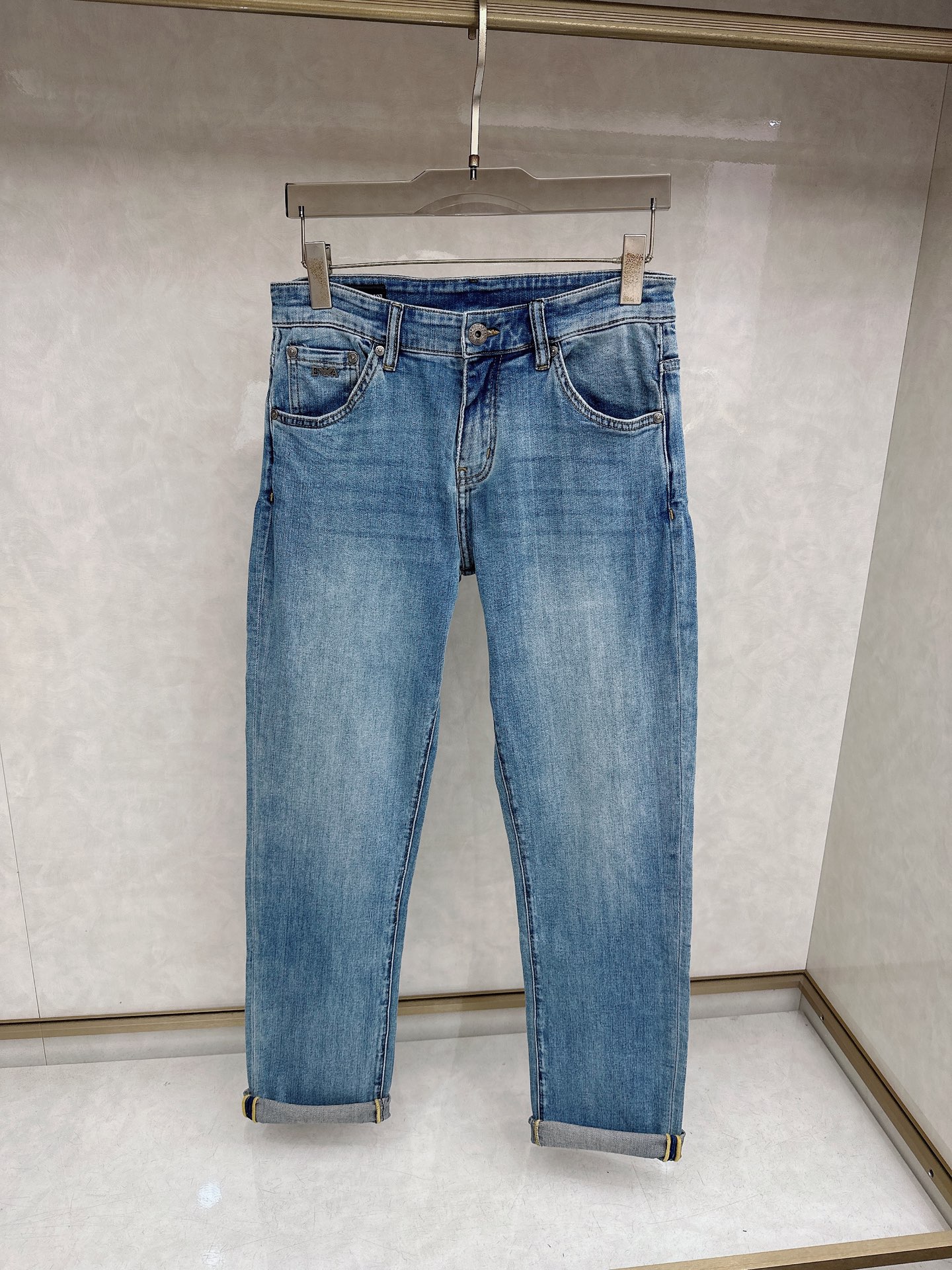 阿玛尼 2026春夏🔥🔥新款现货上市，原单爆款牛仔裤👖超级定制款，原版五金，超级重工工艺，版型超赞👍细节