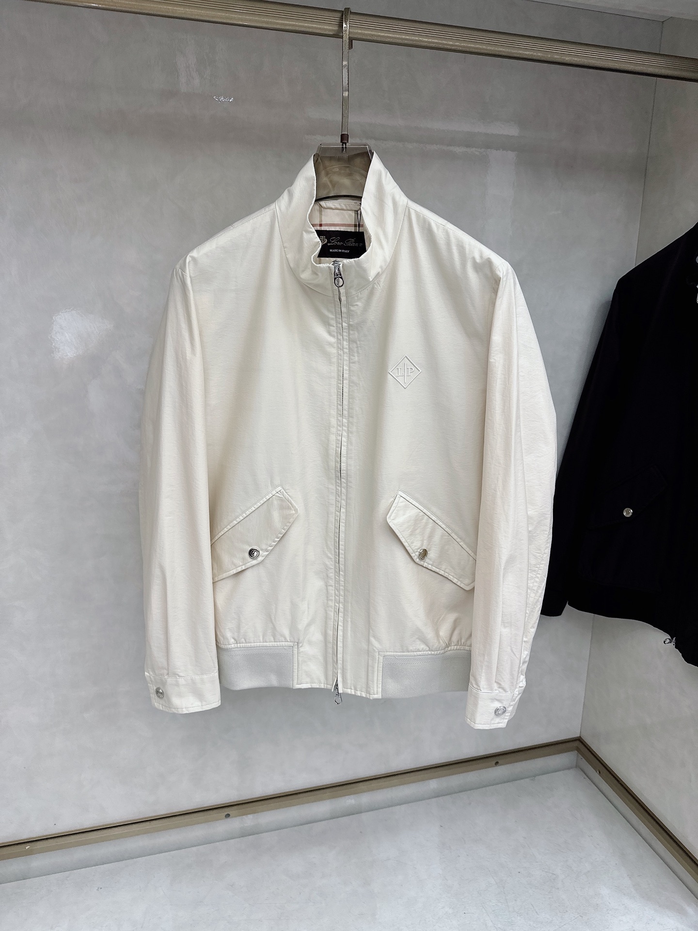 2026ss loroPiana l.SS春夏新品loro Piana立领夹克每一处细节都是匠心的极致表