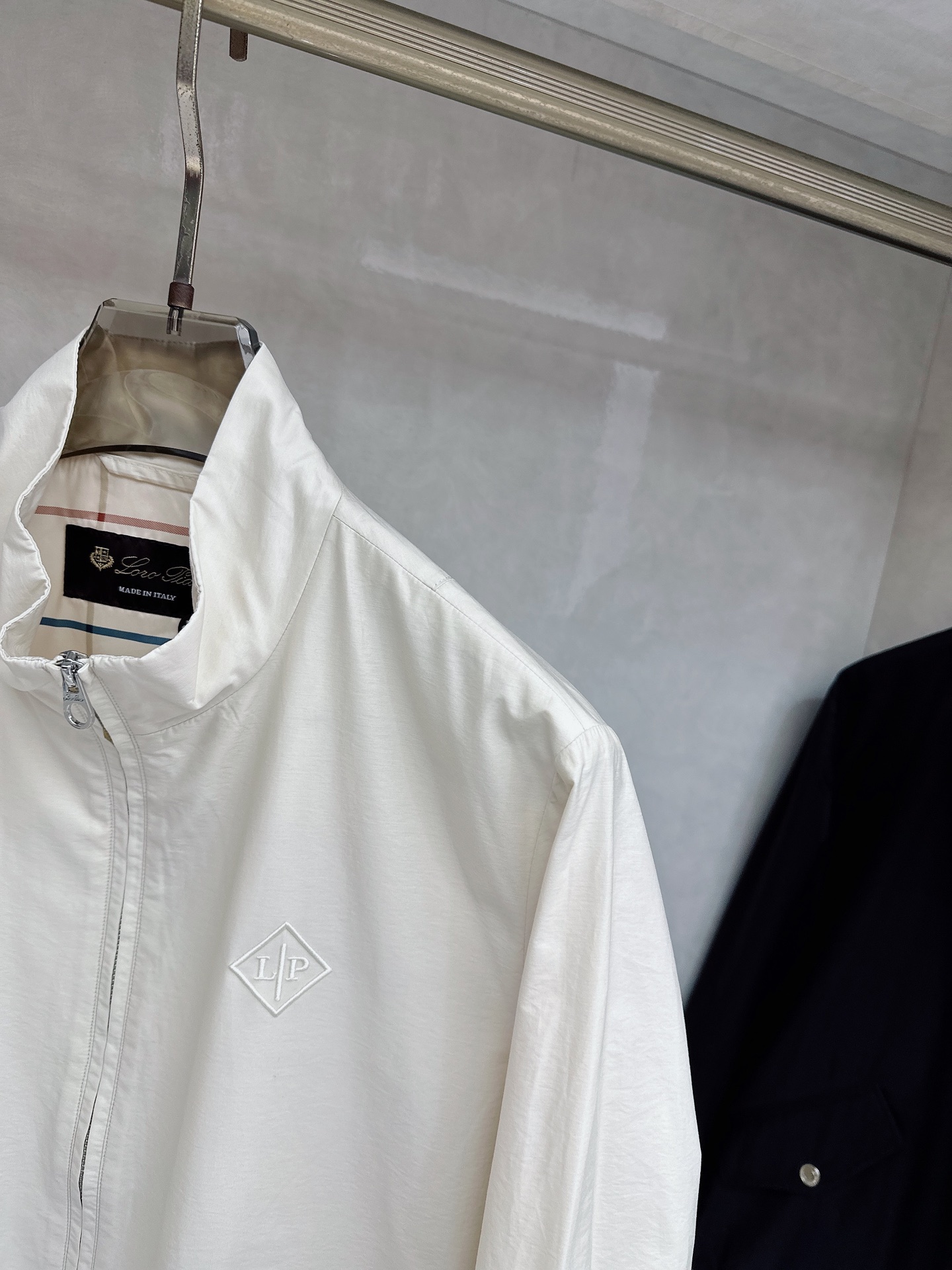 2026ss loroPiana l.SS春夏新品loro Piana立领夹克每一处细节都是匠心的极致表