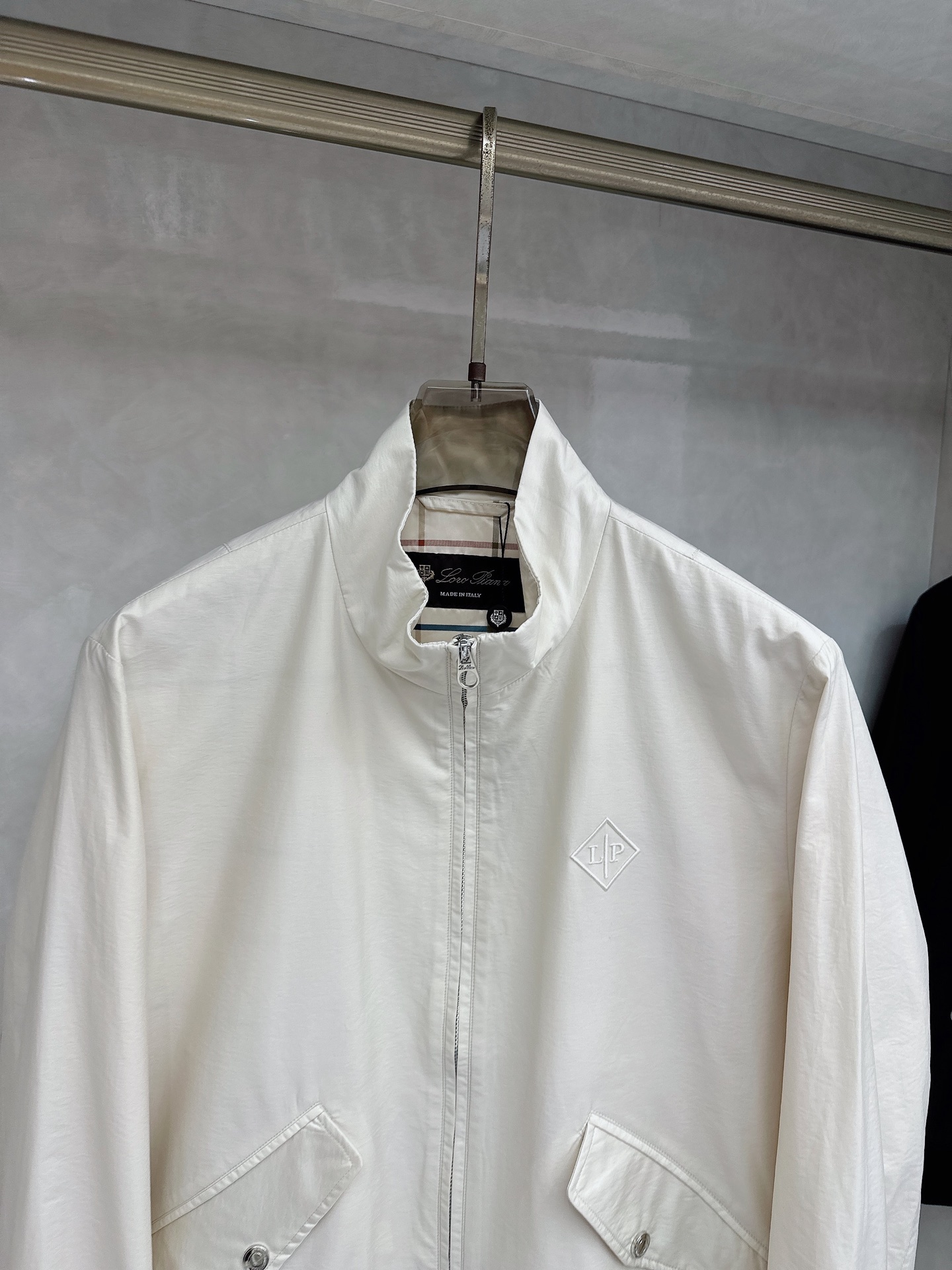 2026ss loroPiana l.SS春夏新品loro Piana立领夹克每一处细节都是匠心的极致表