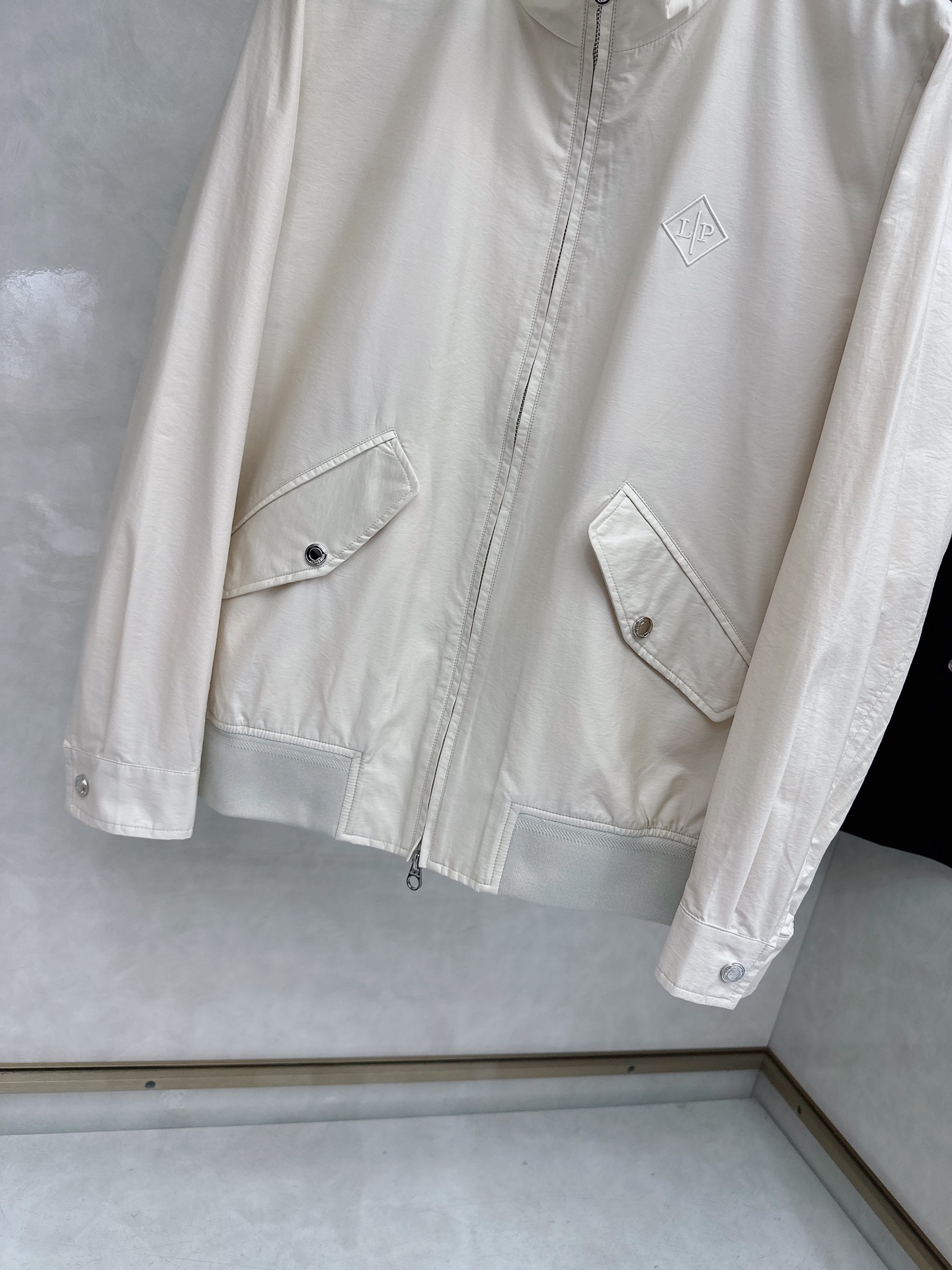 2026ss loroPiana l.SS春夏新品loro Piana立领夹克每一处细节都是匠心的极致表