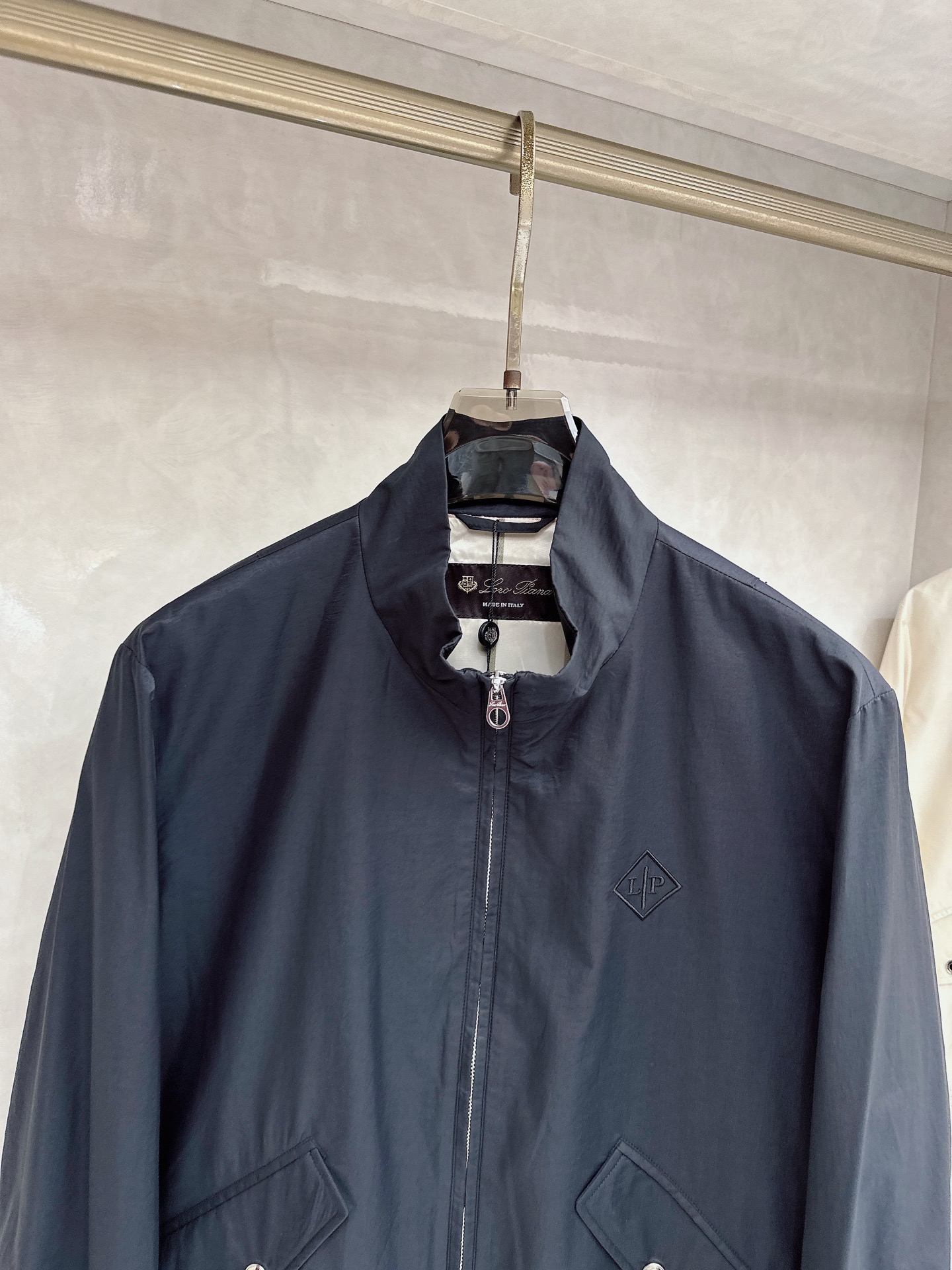 2026ss loroPiana l.SS春夏新品loro Piana立领夹克每一处细节都是匠心的极致表