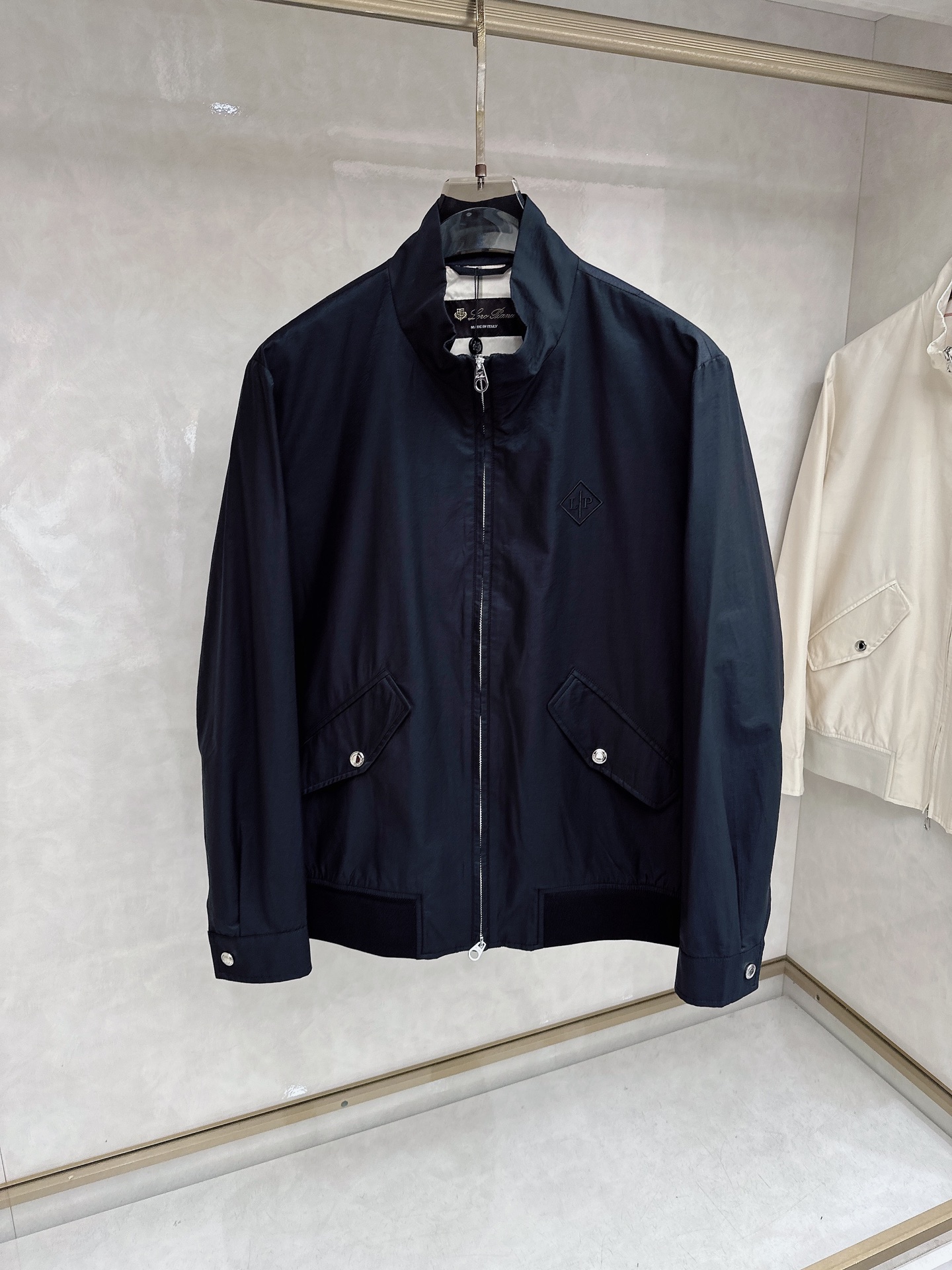 2026ss loroPiana l.SS春夏新品loro Piana立领夹克每一处细节都是匠心的极致表