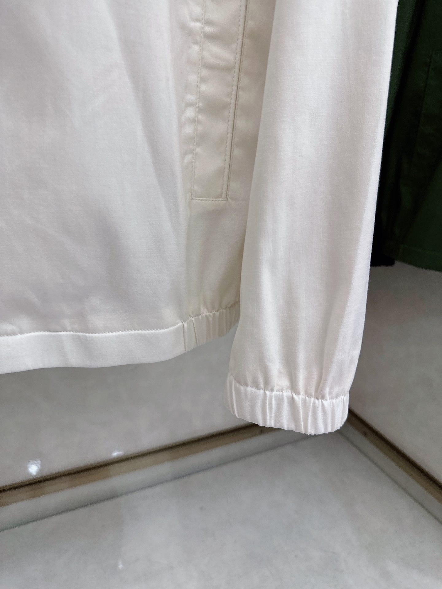 loro Piana 1956早春新款外套！最新顶尖官网原单，穿着舒适 质感超强 运动休闲夹克外套！出行