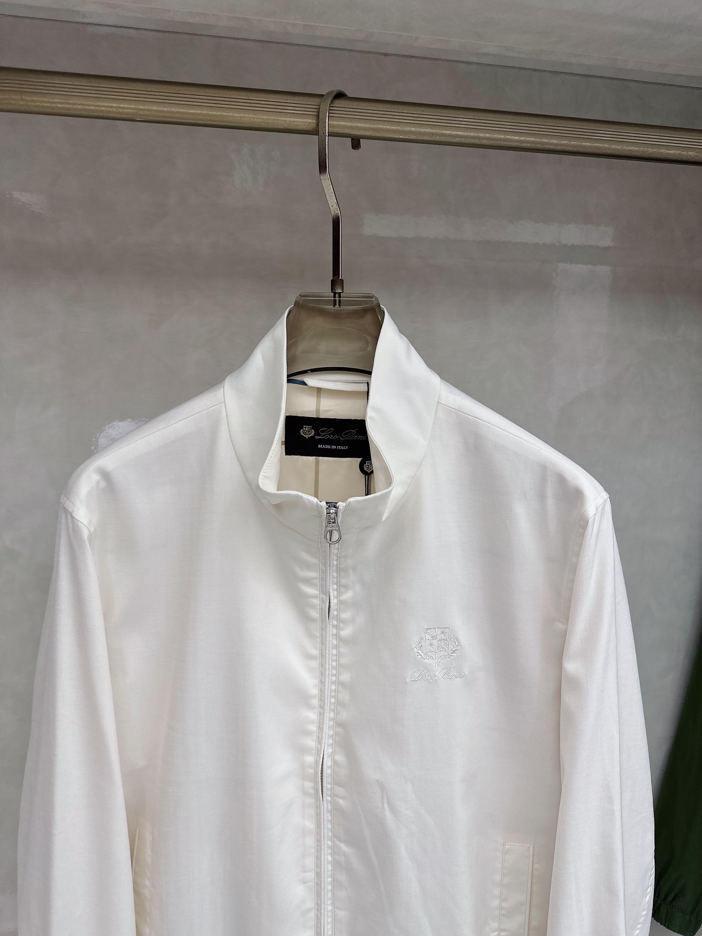 loro Piana 1956早春新款外套！最新顶尖官网原单，穿着舒适 质感超强 运动休闲夹克外套！出行