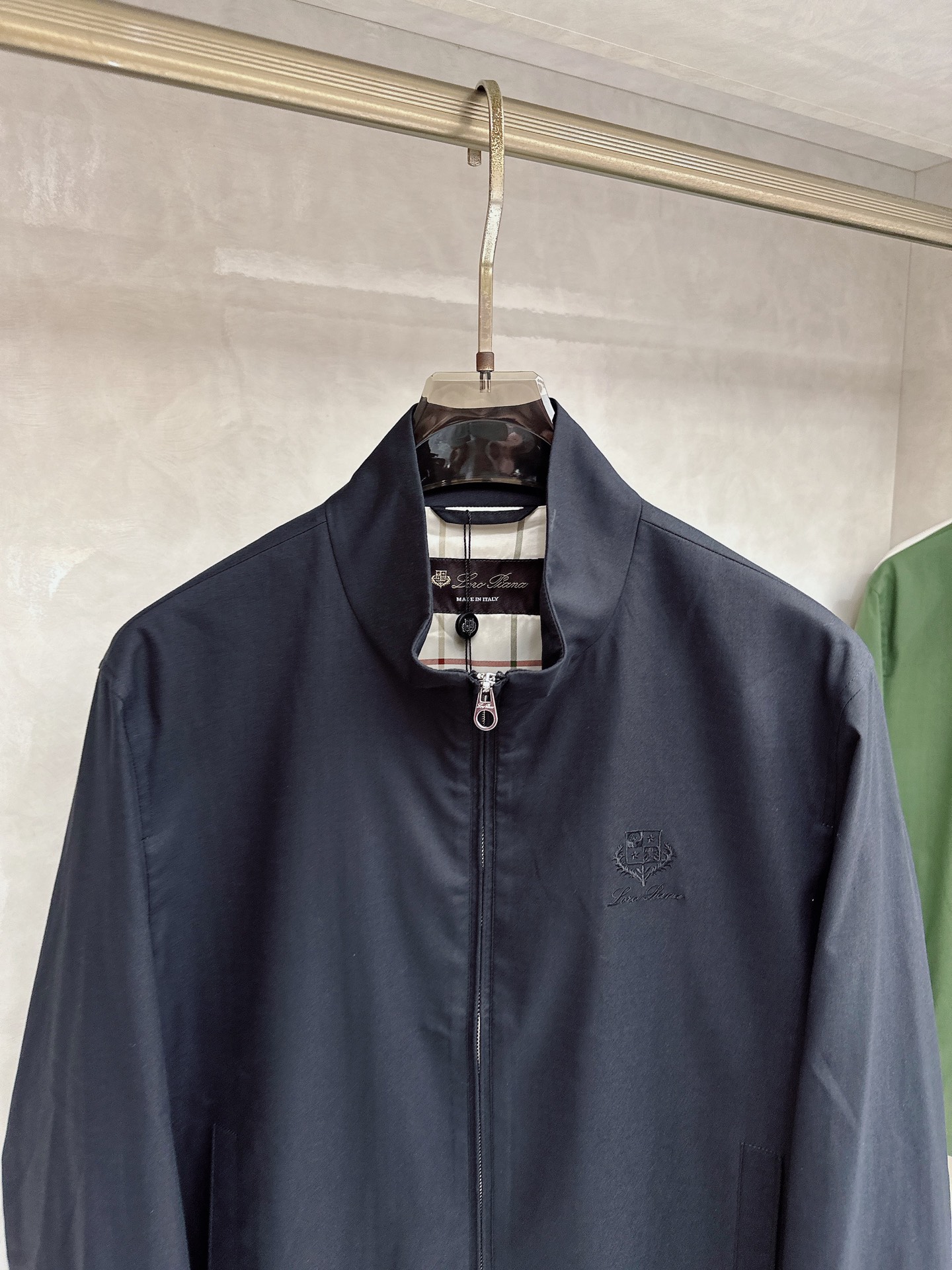 loro Piana 1956早春新款外套！最新顶尖官网原单，穿着舒适 质感超强 运动休闲夹克外套！出行