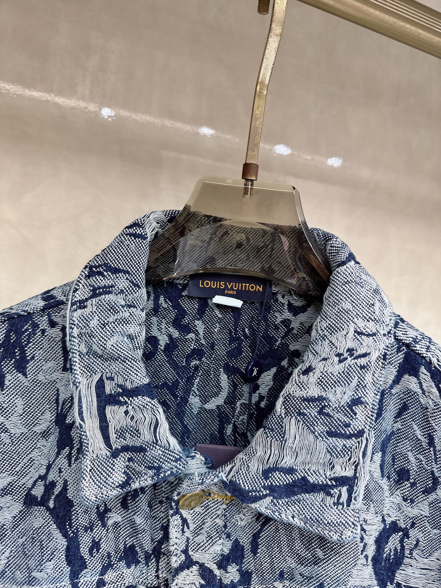 LV 2026s新款外套 原版经典爆款牛仔外套，全进口原版定制欢迎专柜对比，面料质感高档细腻，版型完美，
