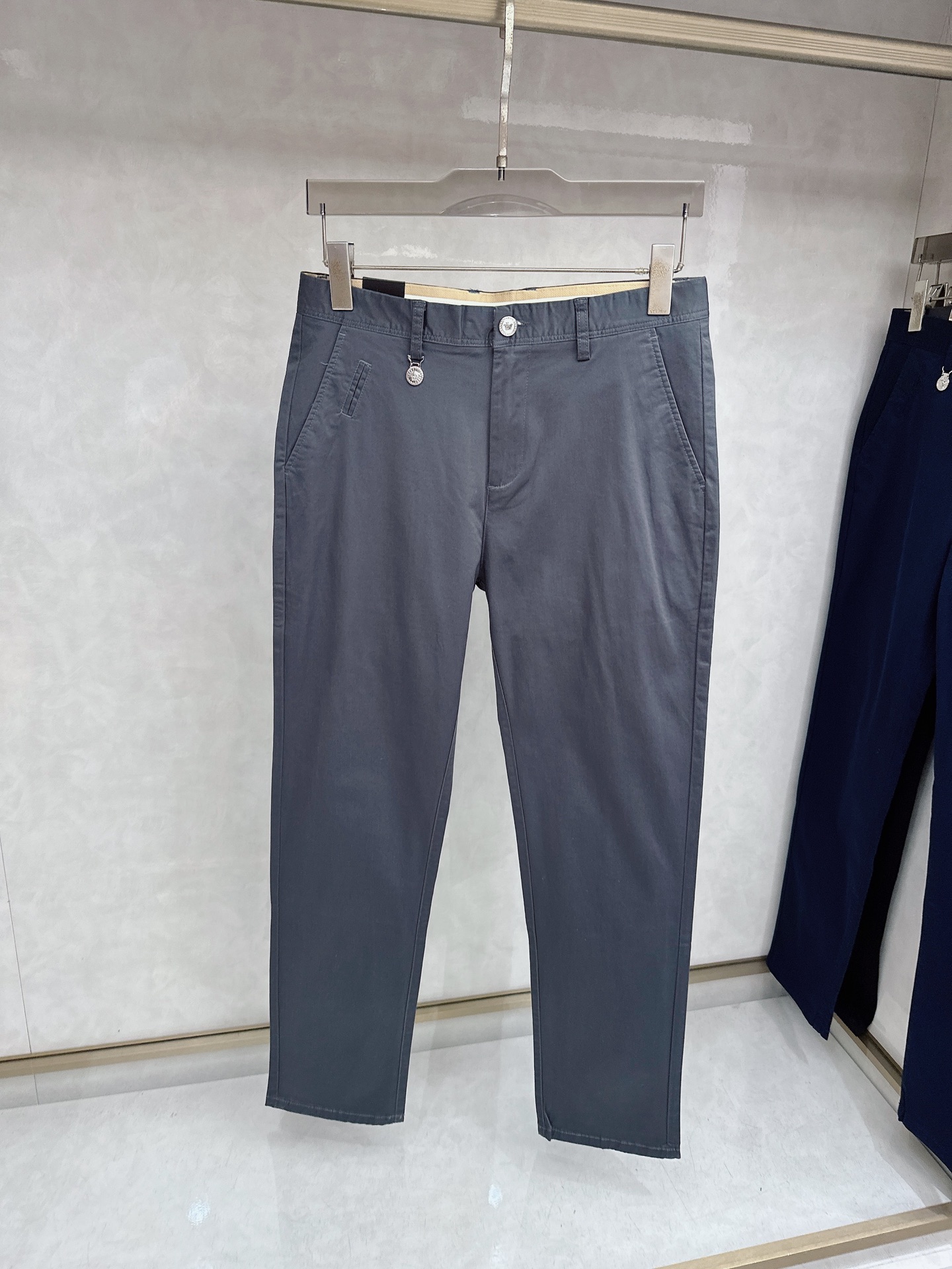 范思哲2026春夏亚洲系列最新款！高端狠货 高端订制修身商务休闲裤西裤 原版五金 日常商务休闲都完全适用