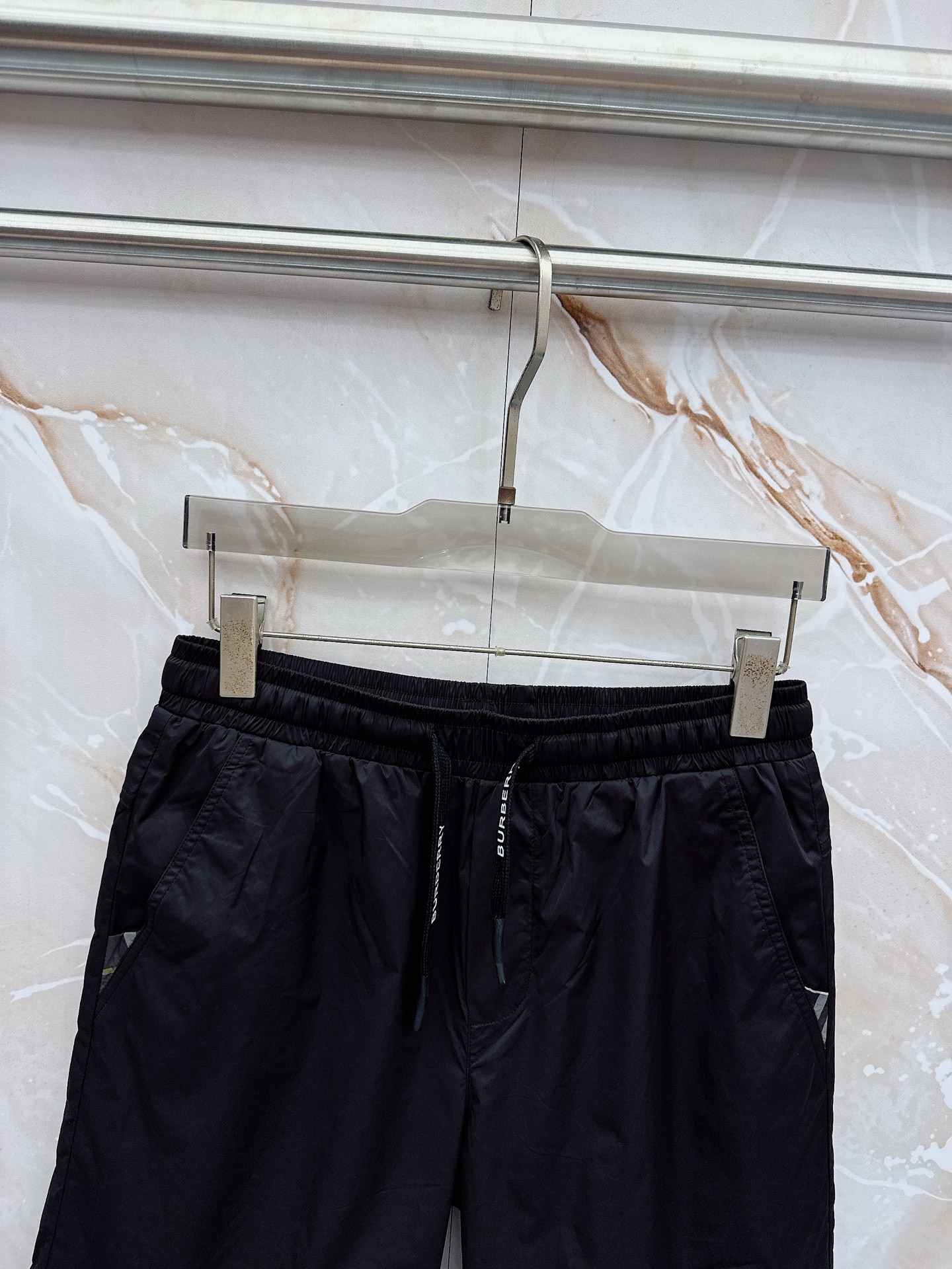 🔥🔥🔥2026夏季上新 Burberry 巴宝莉 26年夏季新款短裤定制进口速干面料舒适柔软透气性好！裤