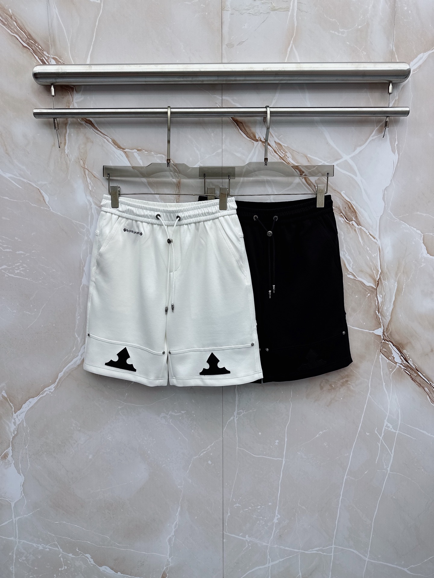 🔥🔥🔥2026夏季上新 克罗心 26年夏季新款短裤定制进口速干面料舒适柔软透气性好！裤腿拼接透气孔设计，