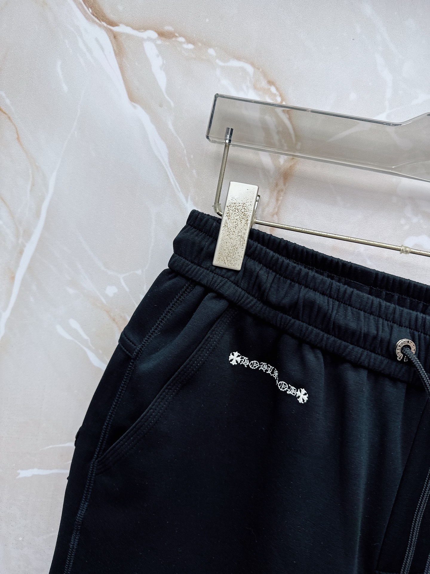 🔥🔥🔥2026夏季上新 克罗心 26年夏季新款短裤定制进口速干面料舒适柔软透气性好！裤腿拼接透气孔设计，