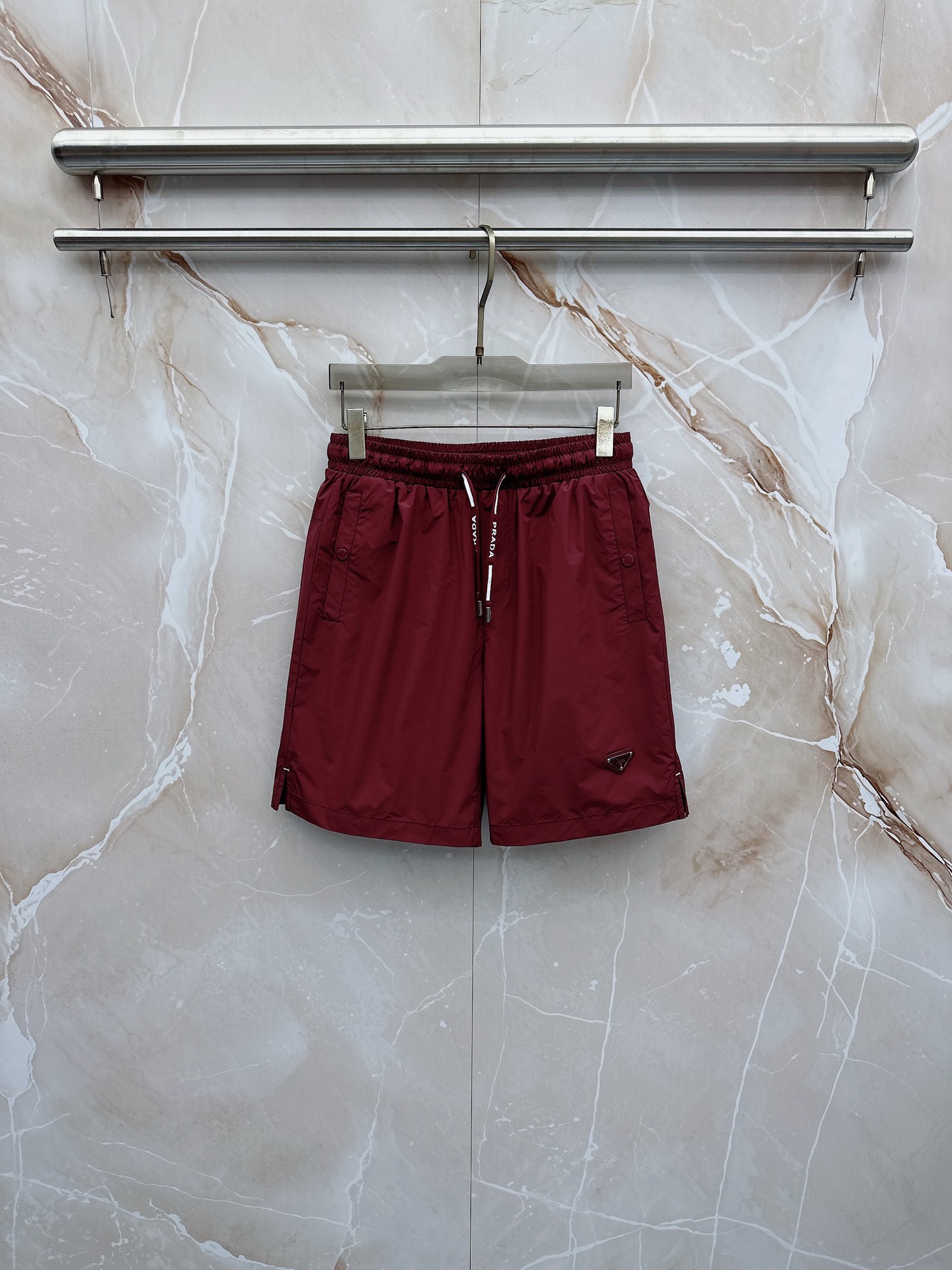 🔥🔥🔥2026夏季上新 Prada 普拉达 26年夏季新款短裤定制进口速干面料舒适柔软透气性好！裤腿拼接