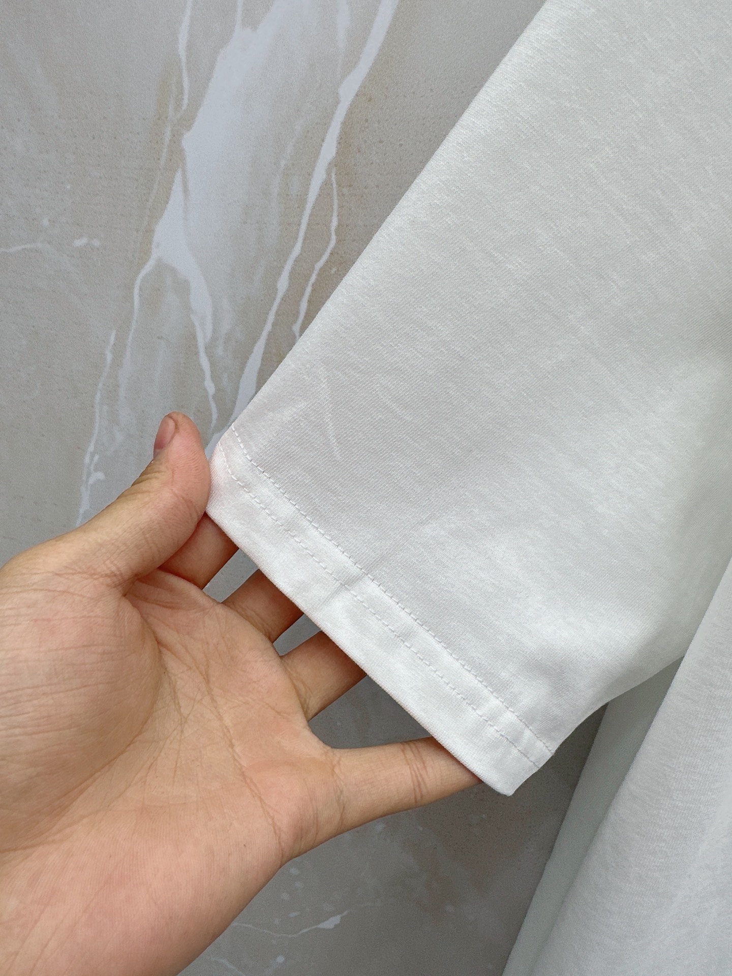 克罗心 2026春夏新款首发最新款短袖圆领T恤 高端订制 设计前卫时尚！品牌logo重工艺设计 高端定制