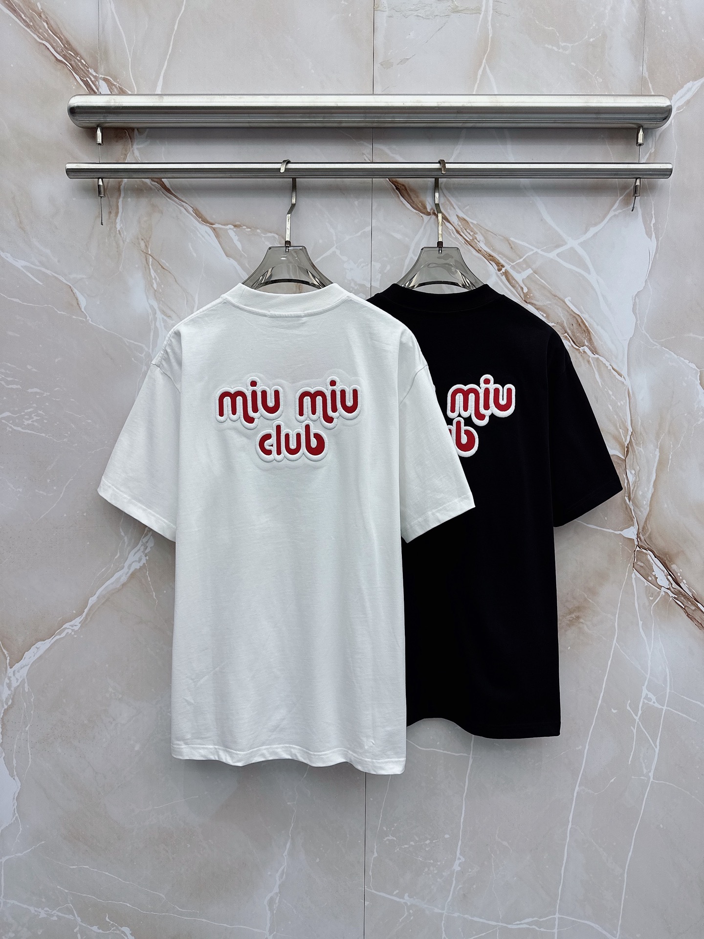 😊2026春夏新款首发最新款短袖圆领T恤 高端订制 设计前卫时尚！品牌logo重工艺设计 高端定制260