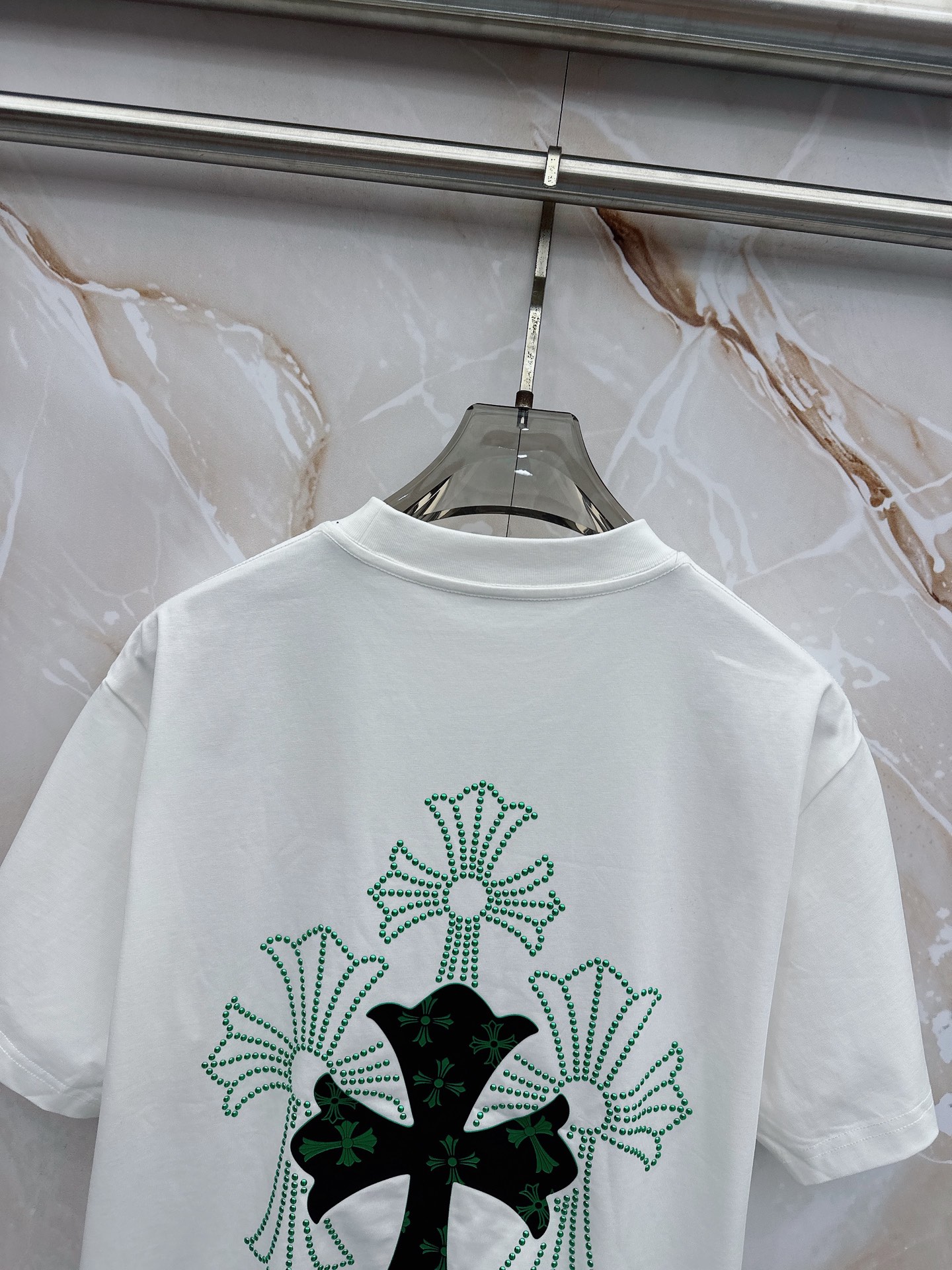 克罗心 2026春夏新款首发最新款短袖圆领T恤 高端订制 设计前卫时尚！品牌logo重工艺设计 高端定制