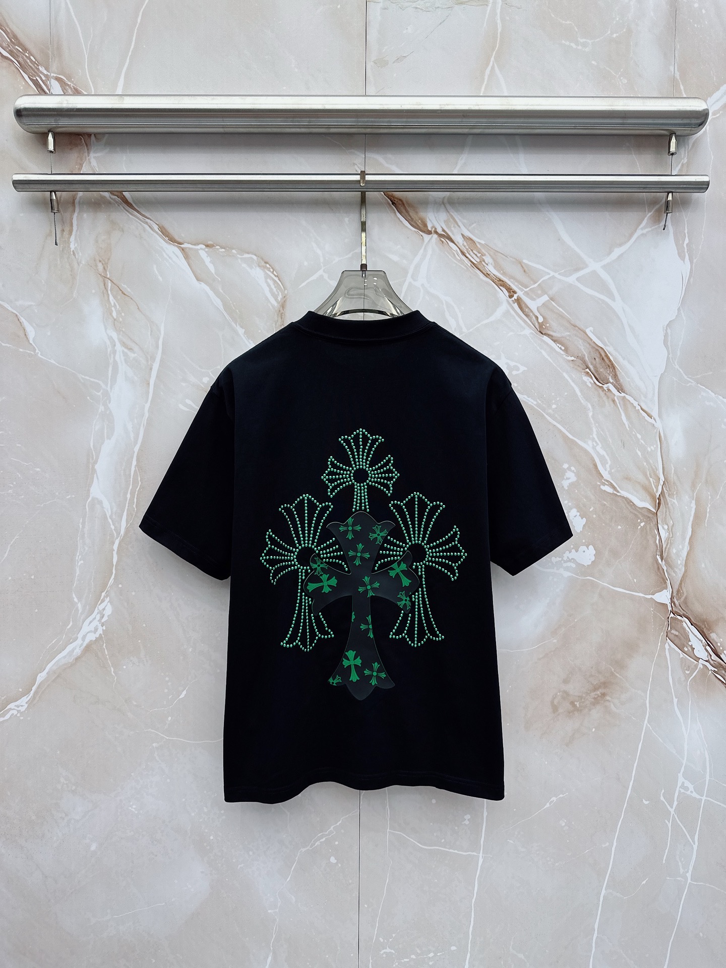 克罗心 2026春夏新款首发最新款短袖圆领T恤 高端订制 设计前卫时尚！品牌logo重工艺设计 高端定制