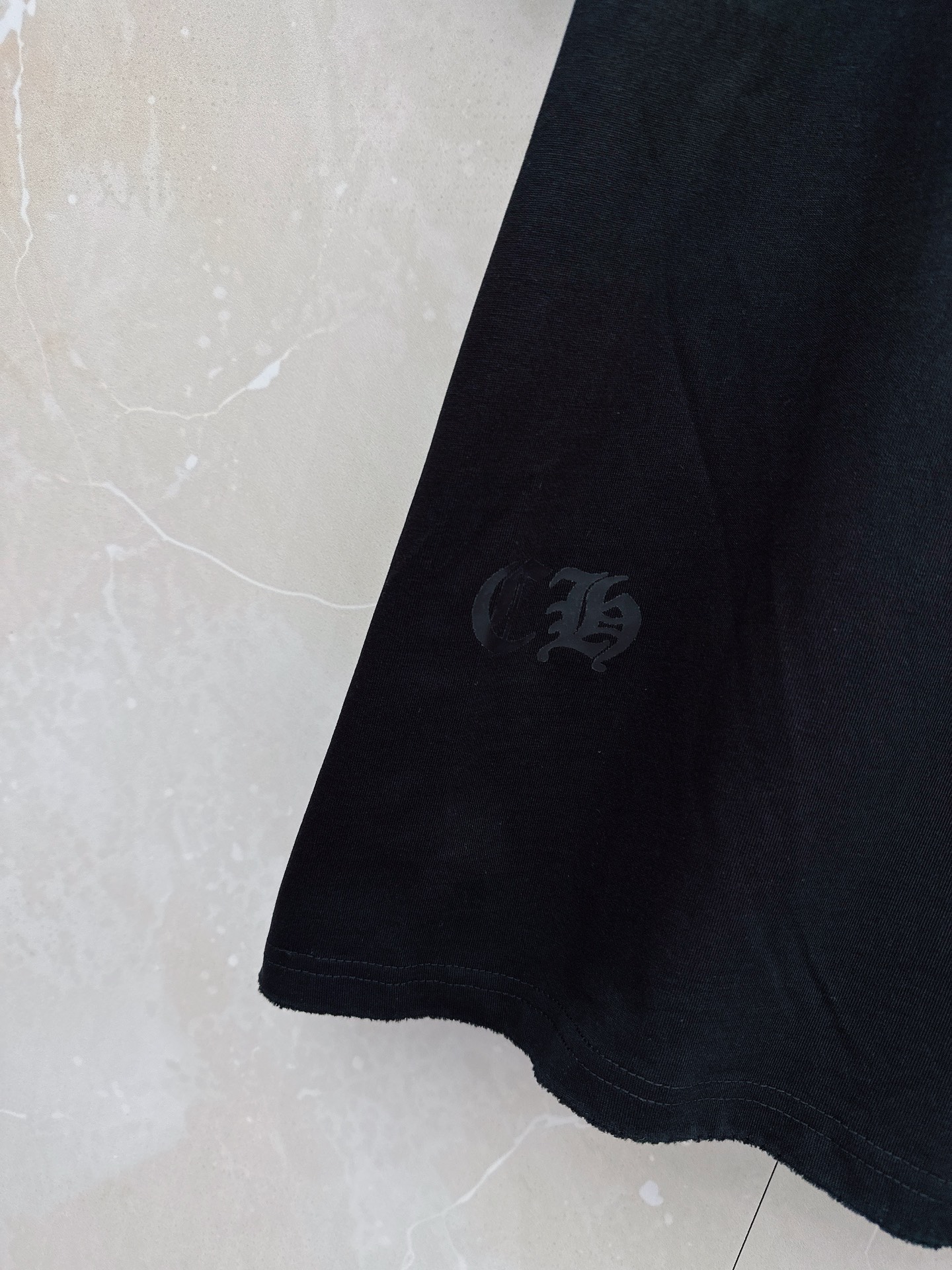 克罗心 2026春夏新款首发最新款短袖圆领T恤 高端订制 设计前卫时尚！品牌logo重工艺设计 高端定制