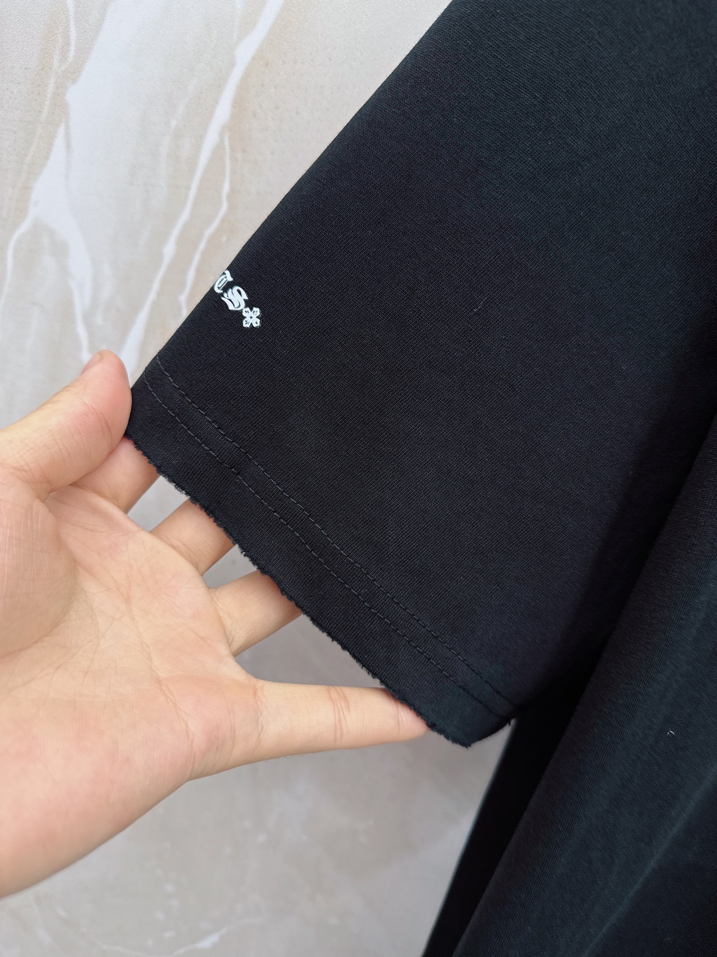 克罗心 2026春夏新款首发最新款短袖圆领T恤 高端订制 设计前卫时尚！品牌logo重工艺设计 高端定制