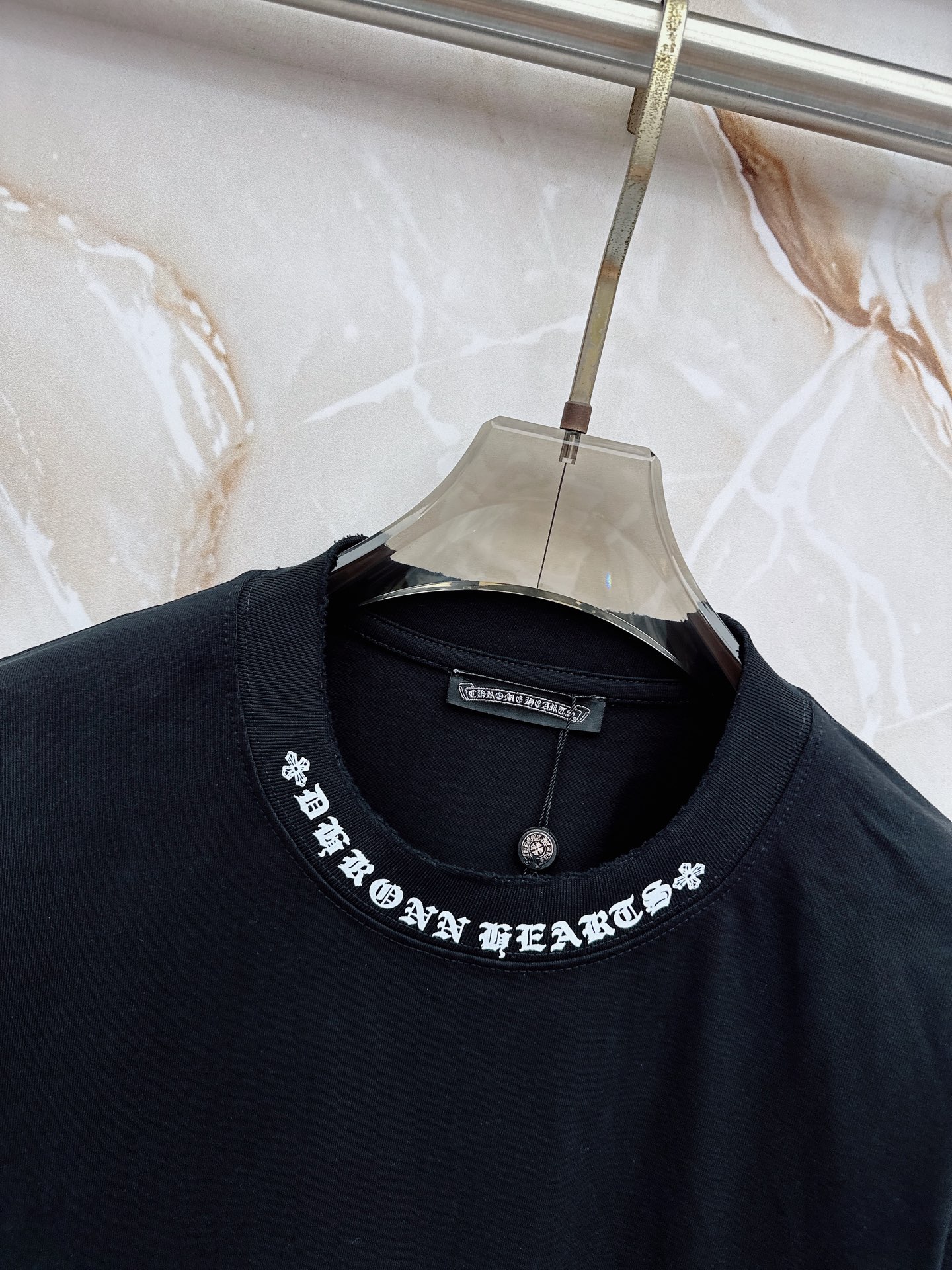 克罗心 2026春夏新款首发最新款短袖圆领T恤 高端订制 设计前卫时尚！品牌logo重工艺设计 高端定制