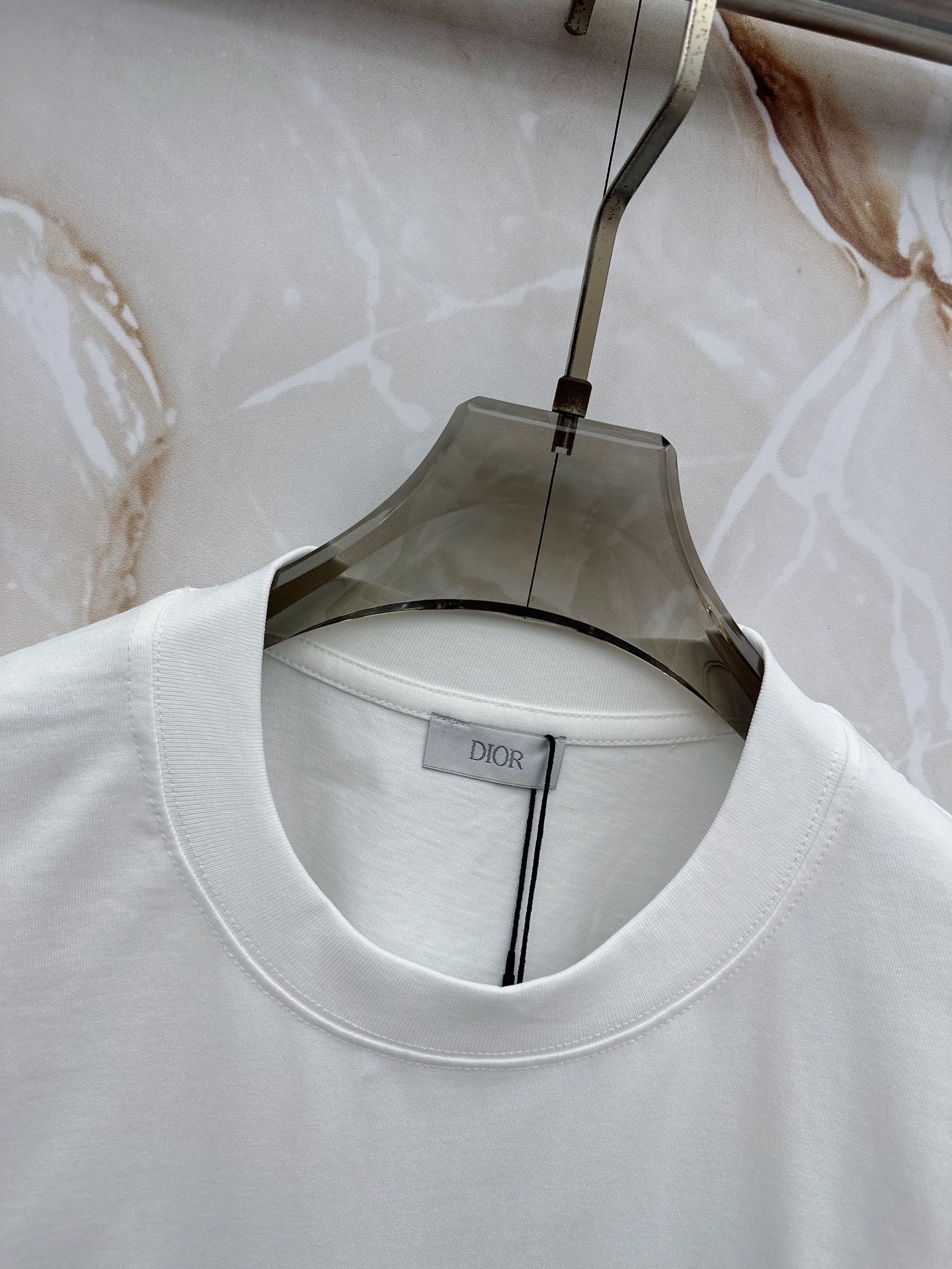 迪奥 2026春夏新款首发最新款短袖圆领T恤 高端订制 设计前卫时尚！品牌logo重工艺设计 高端定制2