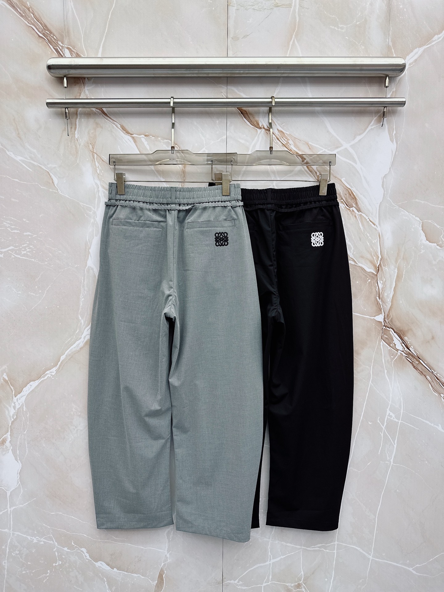 罗意威🔥🔥春夏新款宽松休闲，采用优质面料，亲肤舒服，压褶设计简直是神来之笔，不仅增加了的层次感，还超级显