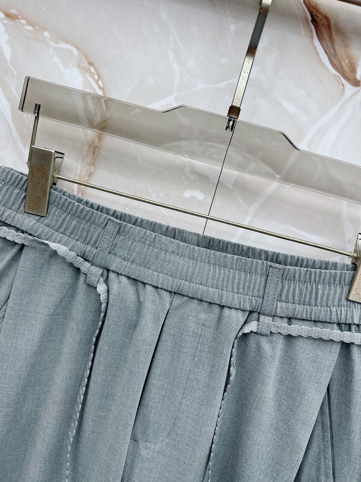 罗意威🔥🔥春夏新款宽松休闲，采用优质面料，亲肤舒服，压褶设计简直是神来之笔，不仅增加了的层次感，还超级显