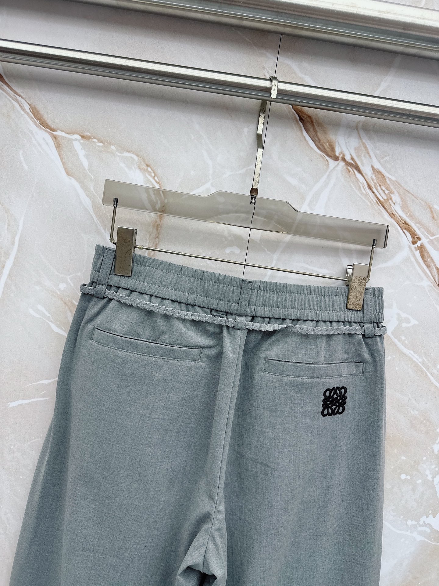 罗意威🔥🔥春夏新款宽松休闲，采用优质面料，亲肤舒服，压褶设计简直是神来之笔，不仅增加了的层次感，还超级显