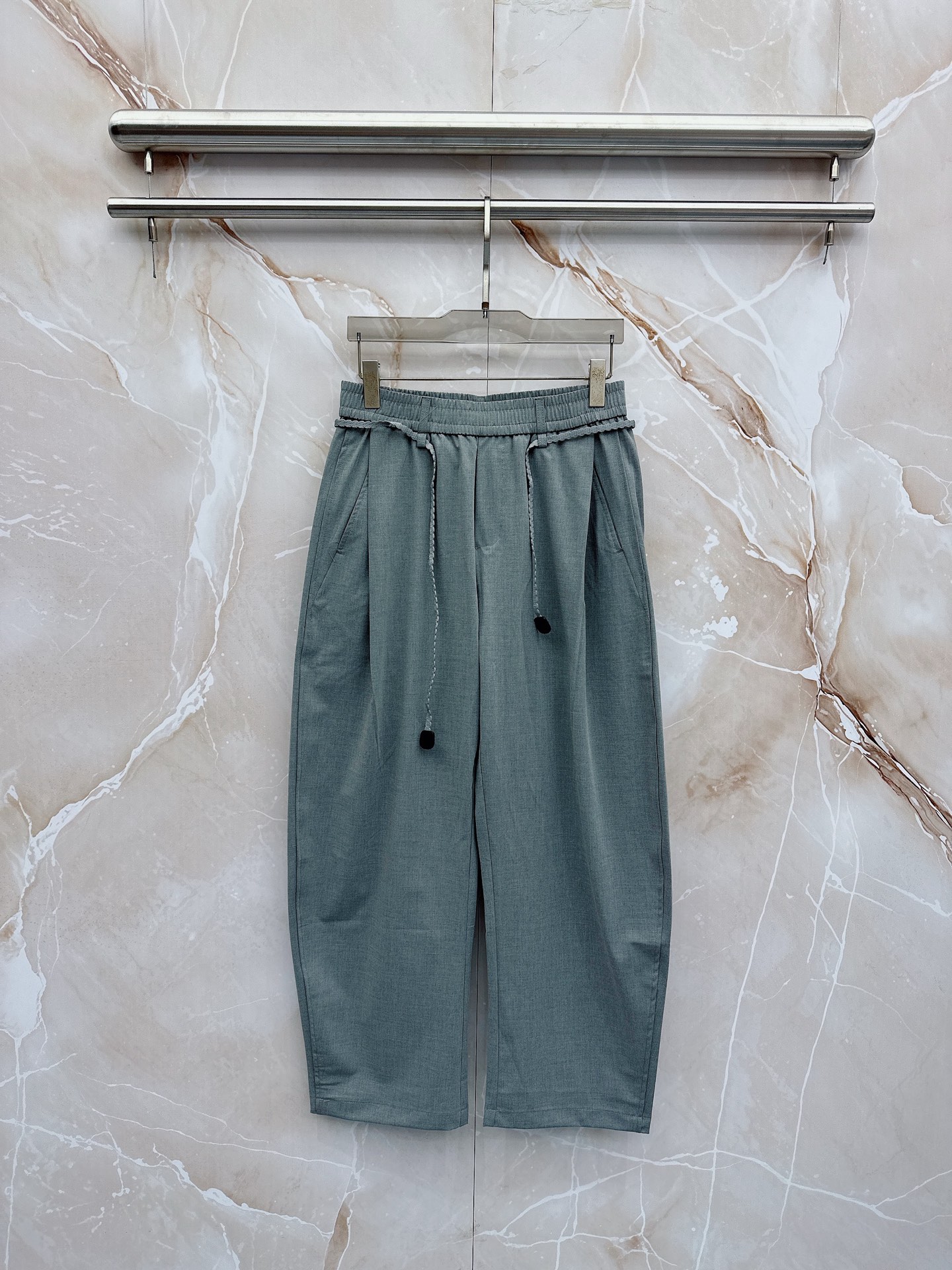 罗意威🔥🔥春夏新款宽松休闲，采用优质面料，亲肤舒服，压褶设计简直是神来之笔，不仅增加了的层次感，还超级显