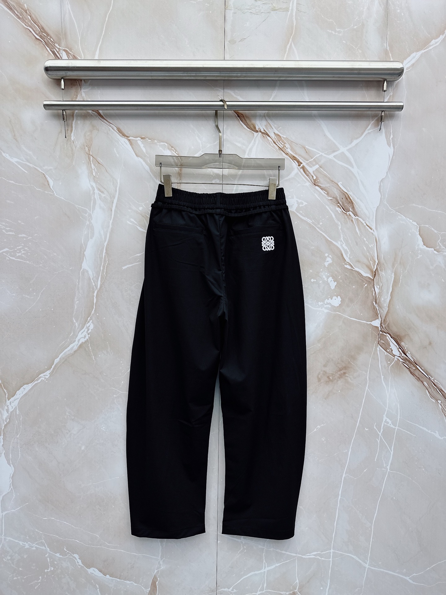 罗意威🔥🔥春夏新款宽松休闲，采用优质面料，亲肤舒服，压褶设计简直是神来之笔，不仅增加了的层次感，还超级显