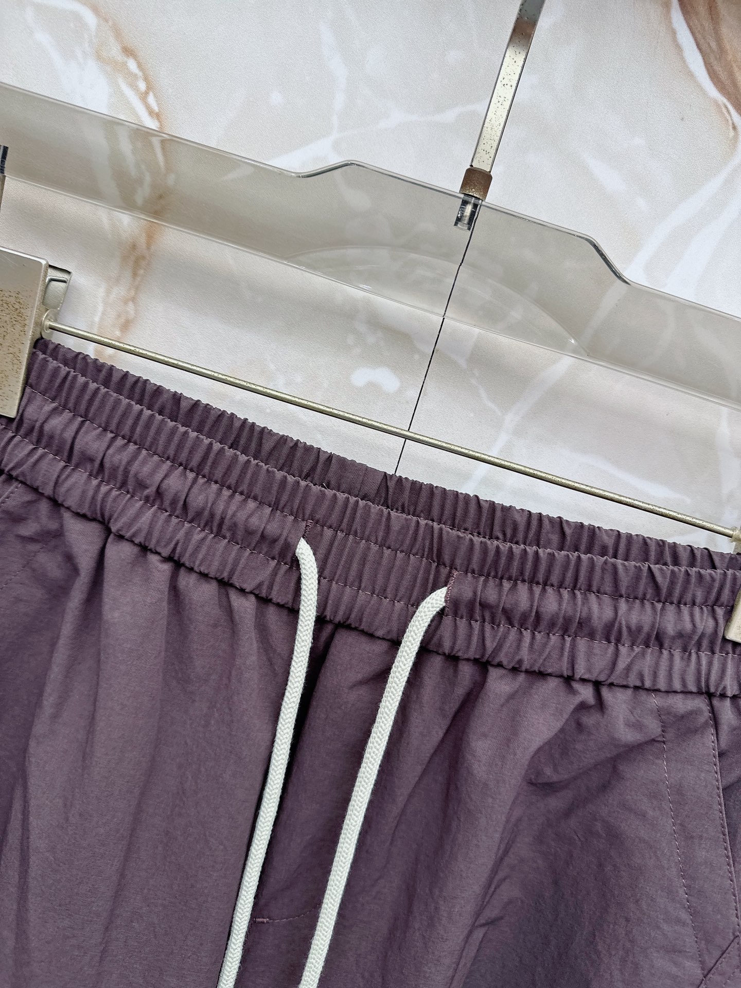 蒙口 🔥🔥春夏新款宽松休闲，采用优质面料，亲肤舒服，压褶设计简直是神来之笔，不仅增加了的层次感，还超级显