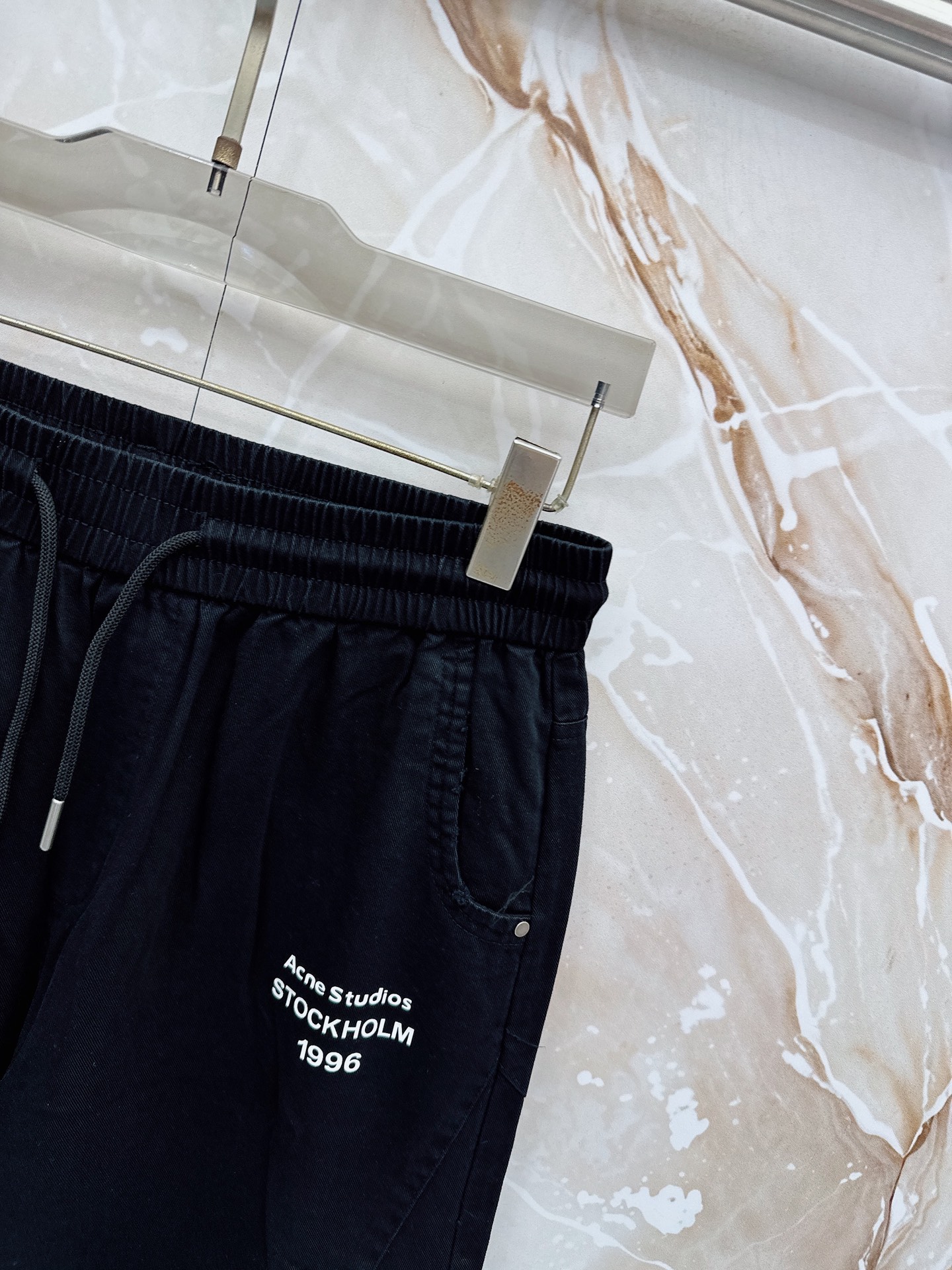 😊🔥🔥春夏新款宽松休闲，采用优质面料，亲肤舒服，压褶设计简直是神来之笔，不仅增加了的层次感，还超级显瘦，