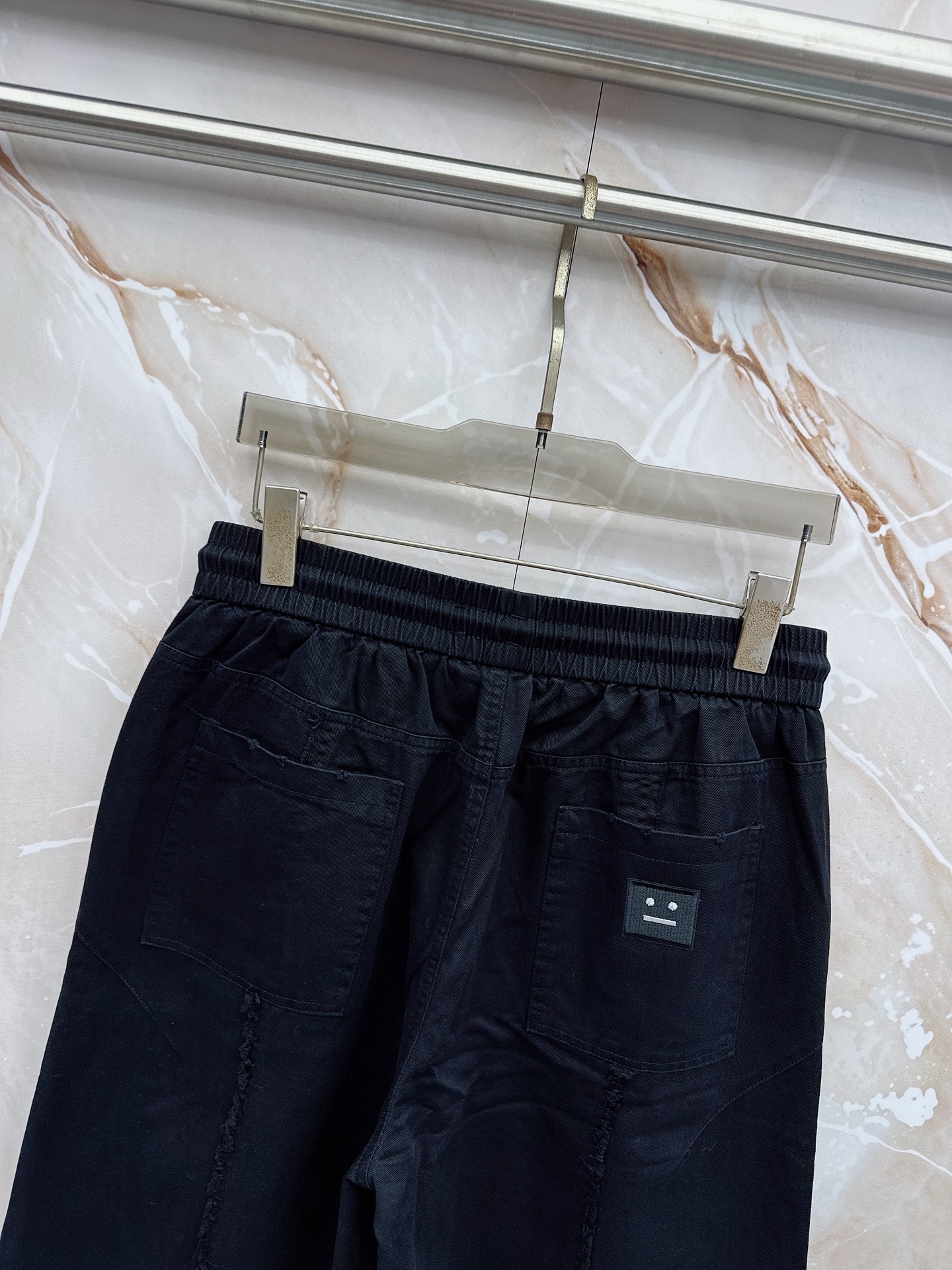 😊🔥🔥春夏新款宽松休闲，采用优质面料，亲肤舒服，压褶设计简直是神来之笔，不仅增加了的层次感，还超级显瘦，