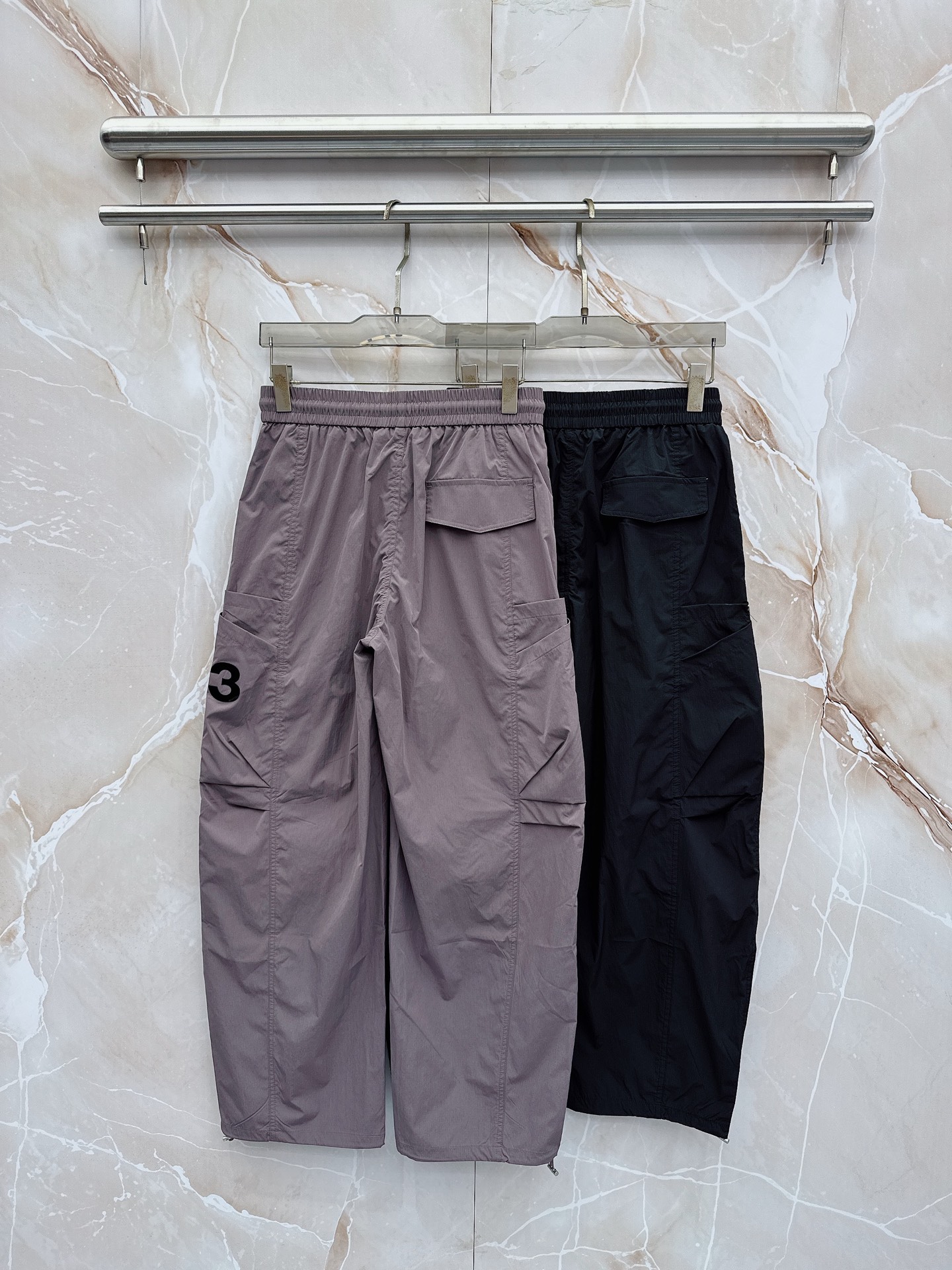 Y3🔥🔥春夏新款宽松休闲，采用优质面料，亲肤舒服，压褶设计简直是神来之笔，不仅增加了的层次感，还超级显瘦