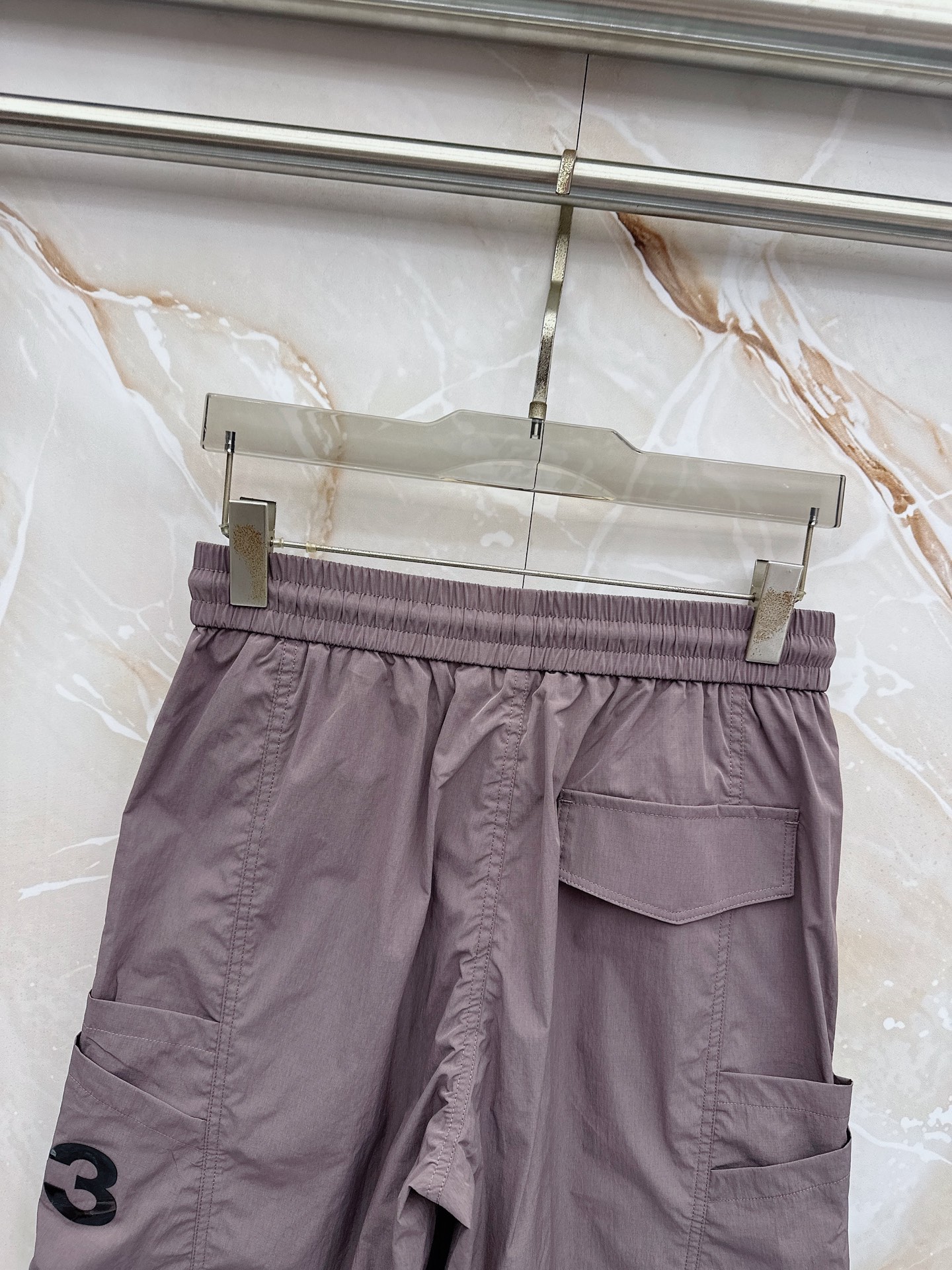 Y3🔥🔥春夏新款宽松休闲，采用优质面料，亲肤舒服，压褶设计简直是神来之笔，不仅增加了的层次感，还超级显瘦