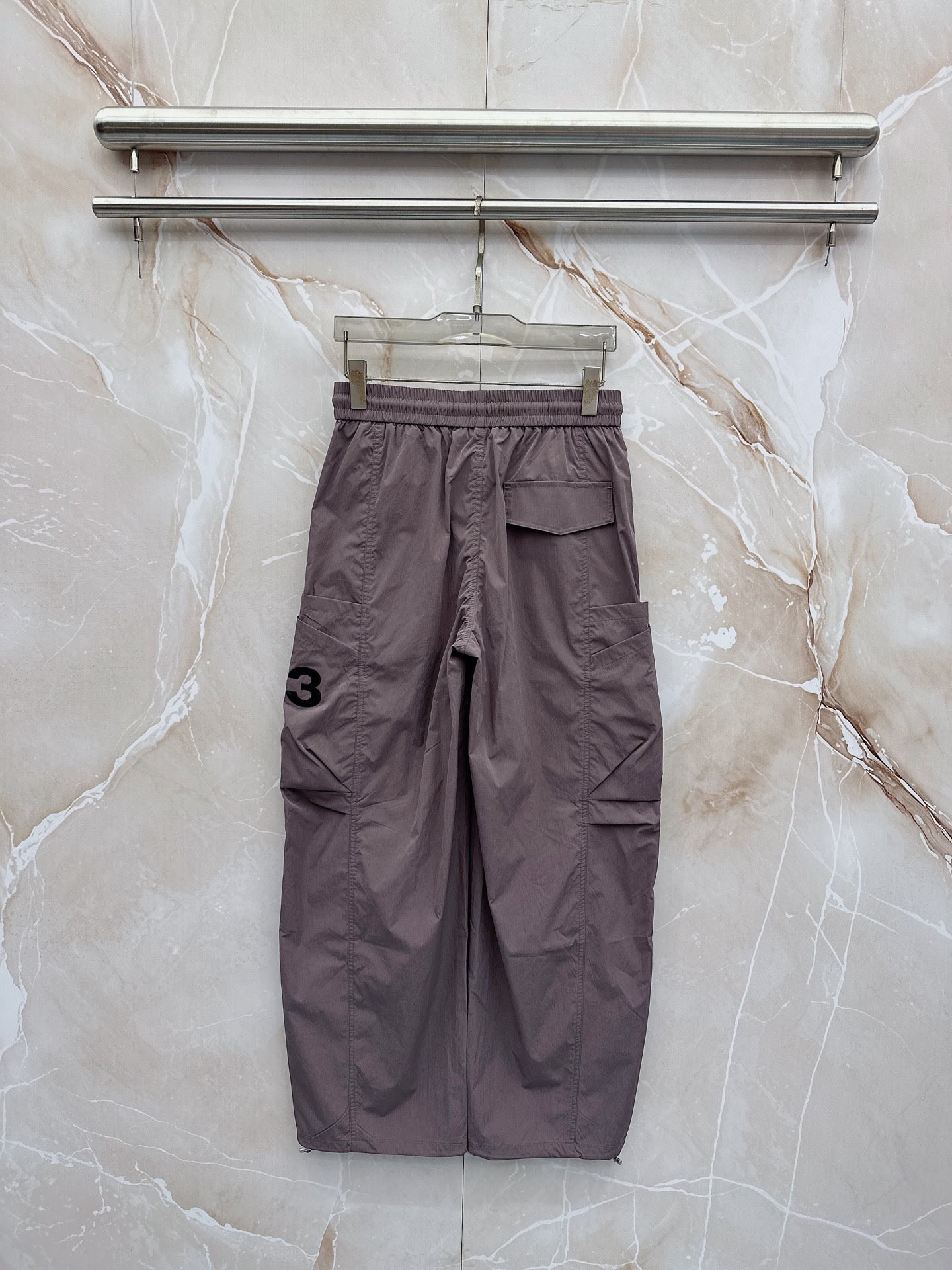 Y3🔥🔥春夏新款宽松休闲，采用优质面料，亲肤舒服，压褶设计简直是神来之笔，不仅增加了的层次感，还超级显瘦