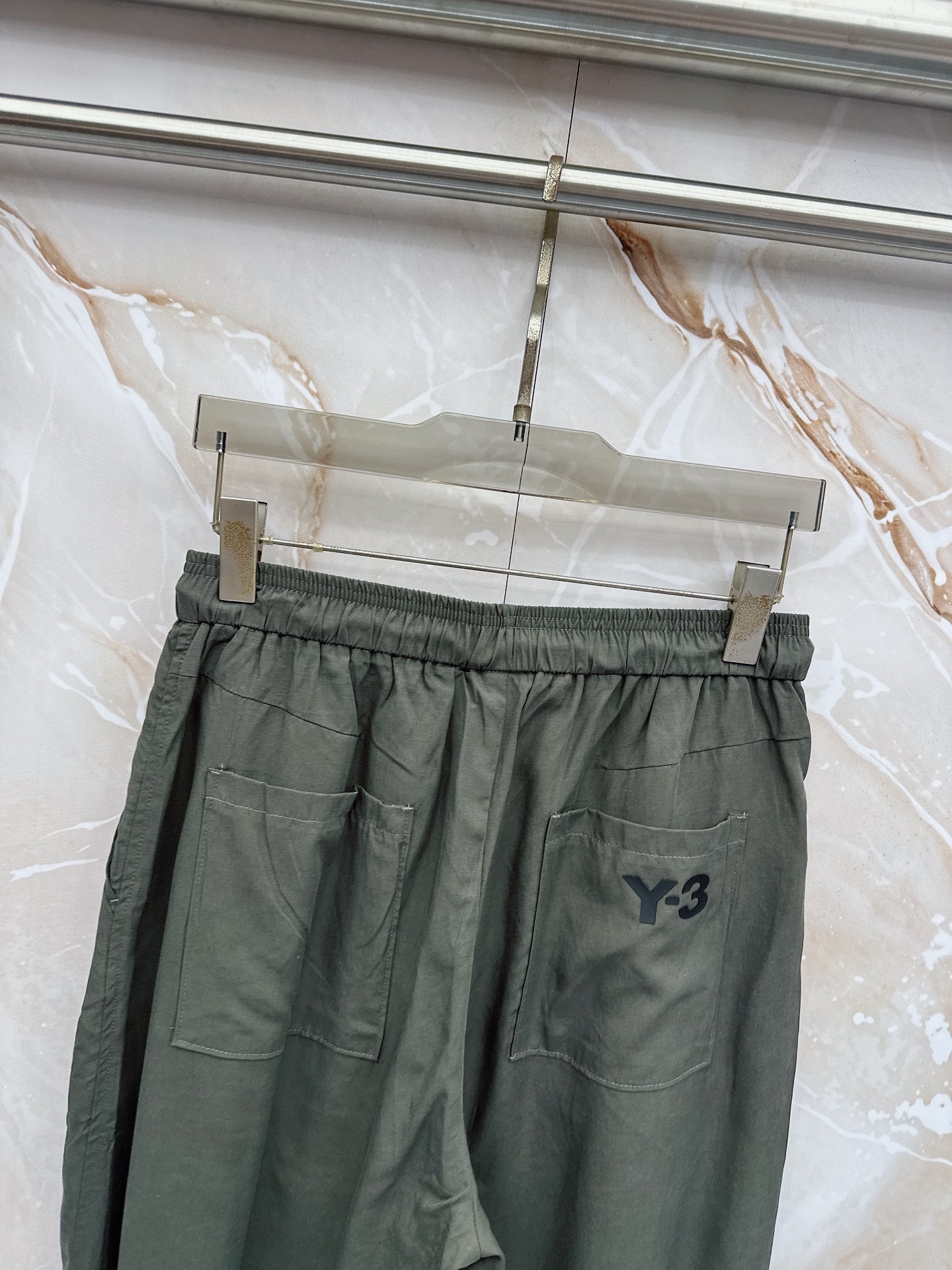 Y3🔥🔥春夏新款宽松休闲，采用优质面料，亲肤舒服，压褶设计简直是神来之笔，不仅增加了的层次感，还超级显瘦