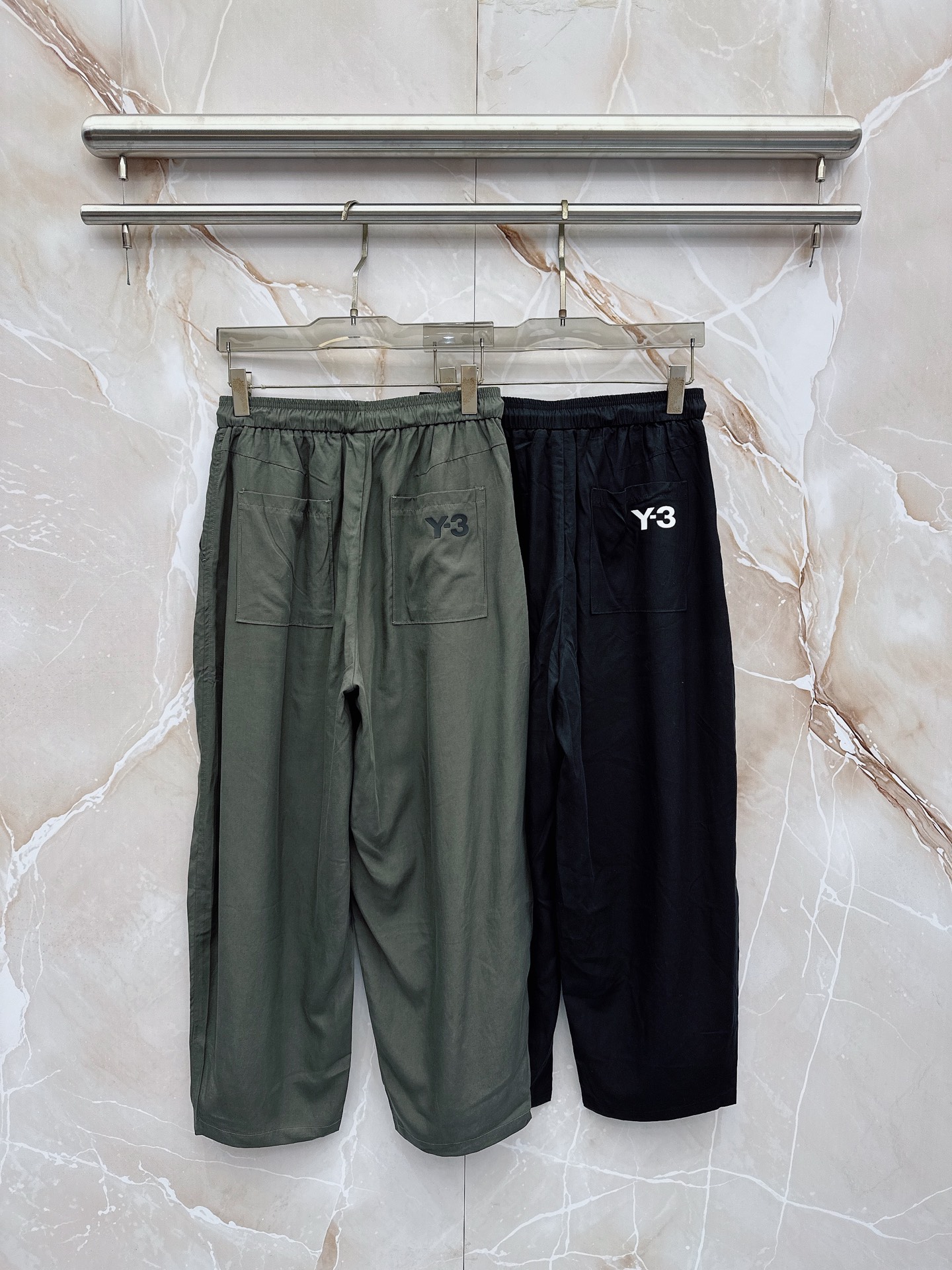 Y3🔥🔥春夏新款宽松休闲，采用优质面料，亲肤舒服，压褶设计简直是神来之笔，不仅增加了的层次感，还超级显瘦