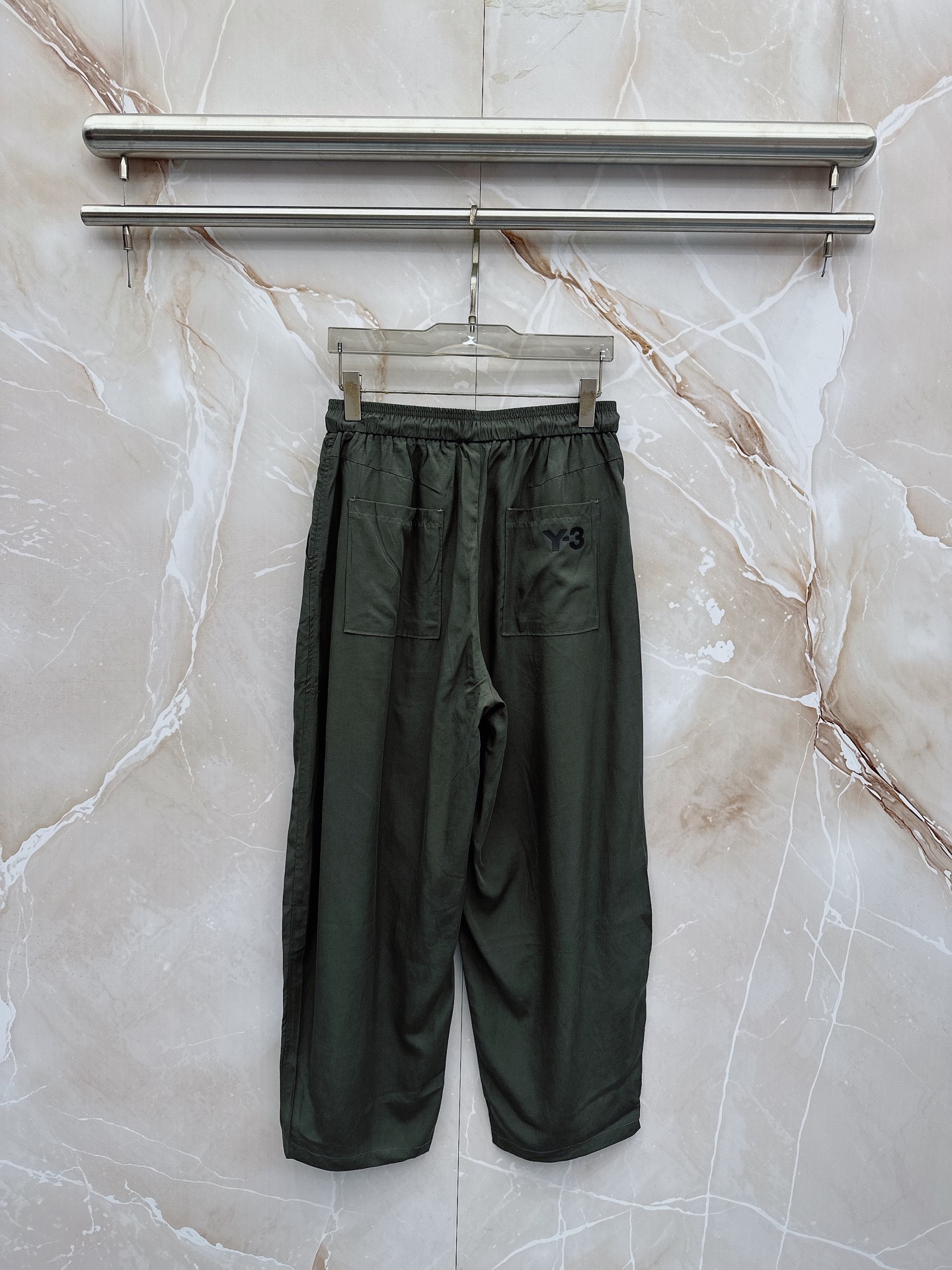 Y3🔥🔥春夏新款宽松休闲，采用优质面料，亲肤舒服，压褶设计简直是神来之笔，不仅增加了的层次感，还超级显瘦