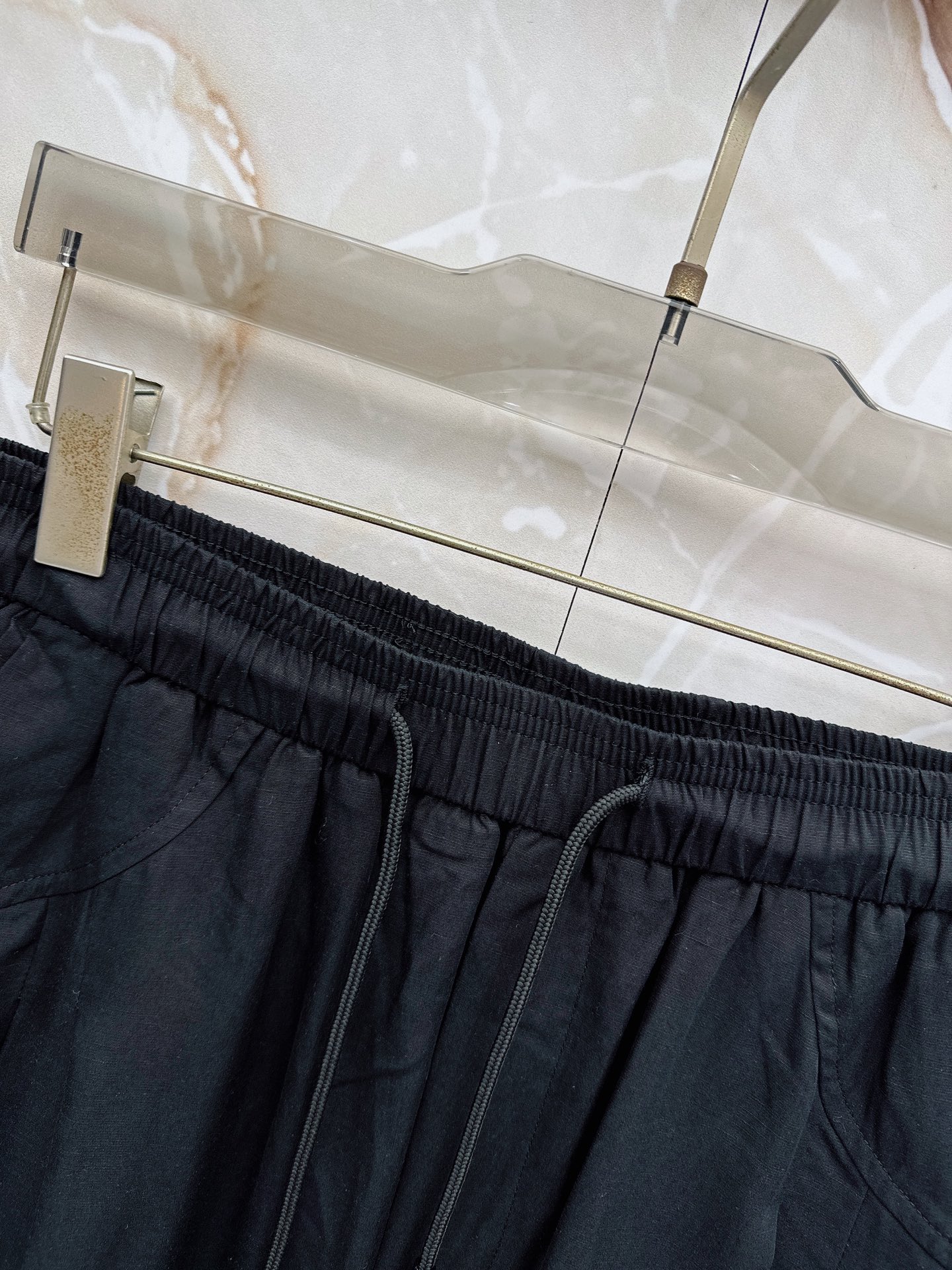 Y3🔥🔥春夏新款宽松休闲，采用优质面料，亲肤舒服，压褶设计简直是神来之笔，不仅增加了的层次感，还超级显瘦