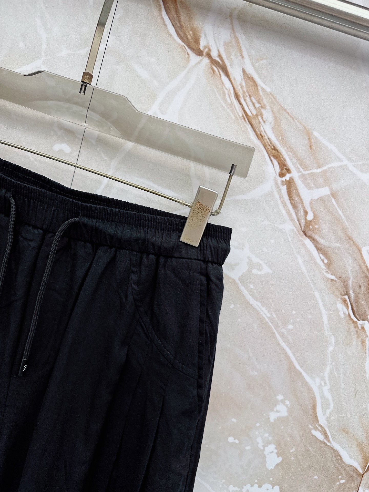 Y3🔥🔥春夏新款宽松休闲，采用优质面料，亲肤舒服，压褶设计简直是神来之笔，不仅增加了的层次感，还超级显瘦