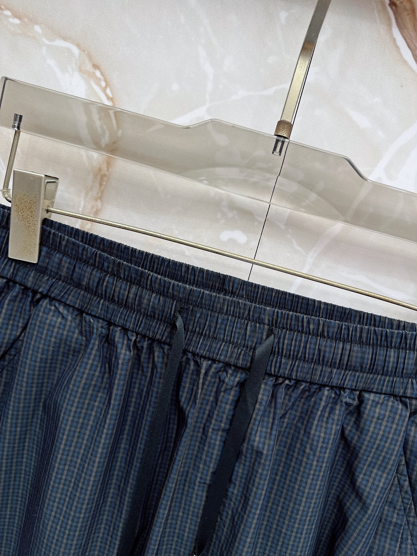 杰尼亚 🔥🔥春夏新款宽松休闲，采用优质面料，亲肤舒服，压褶设计简直是神来之笔，不仅增加了的层次感，还超级